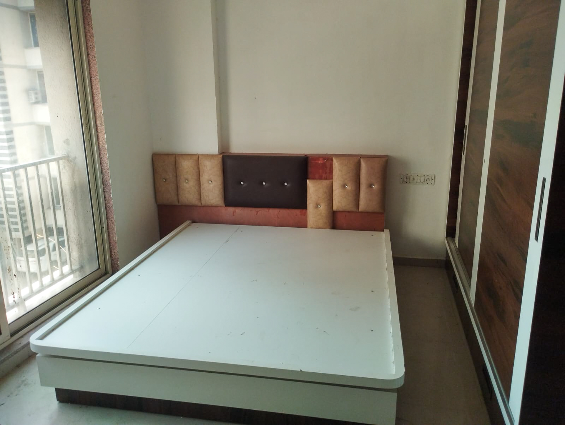 Flat for sale in Gandhinagar. — photo 5