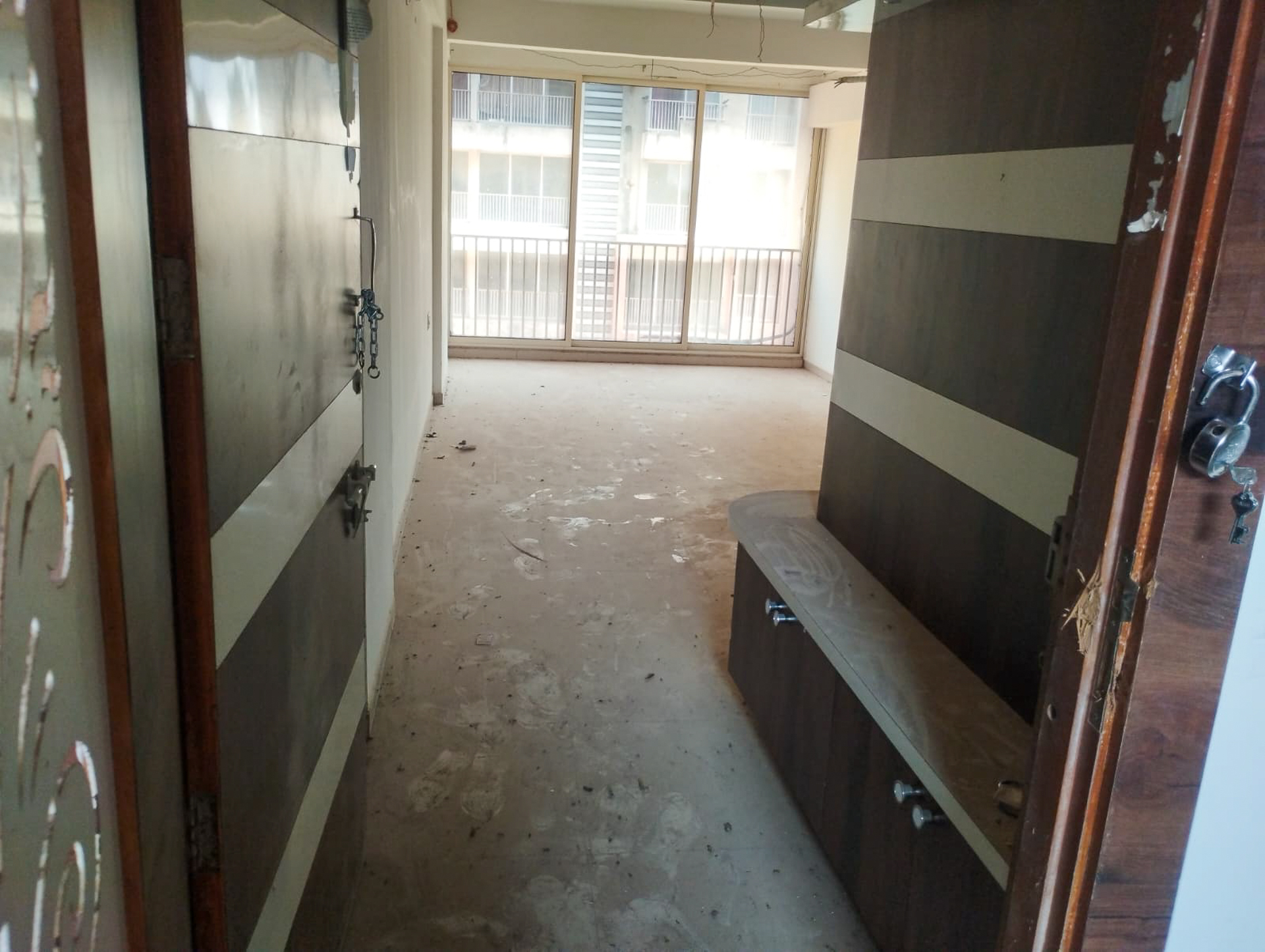 Flat for sale in Gandhinagar. — photo 19