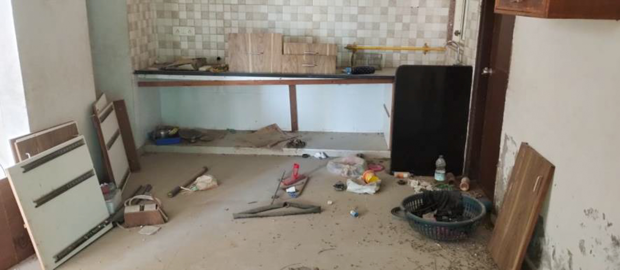 Flat for sale in Gandhinagar. — photo 11