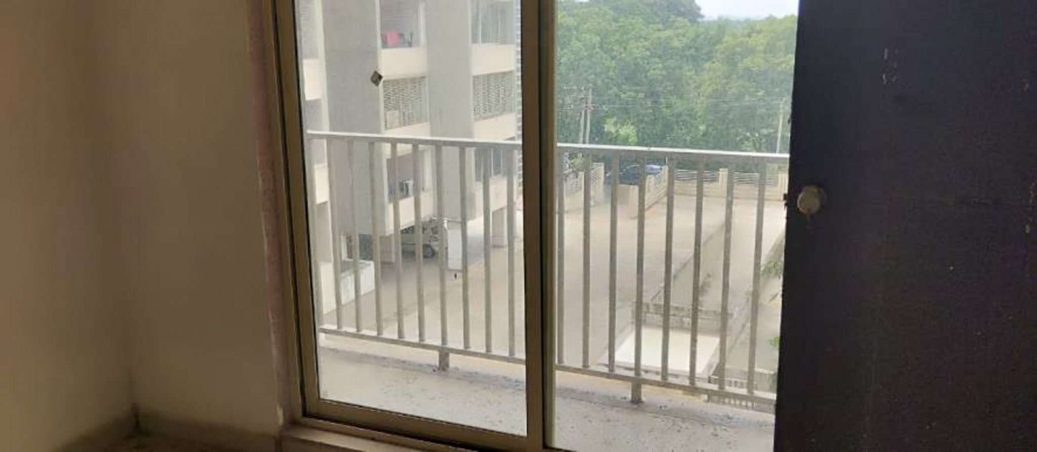 Flat for sale in Gandhinagar. — photo 8