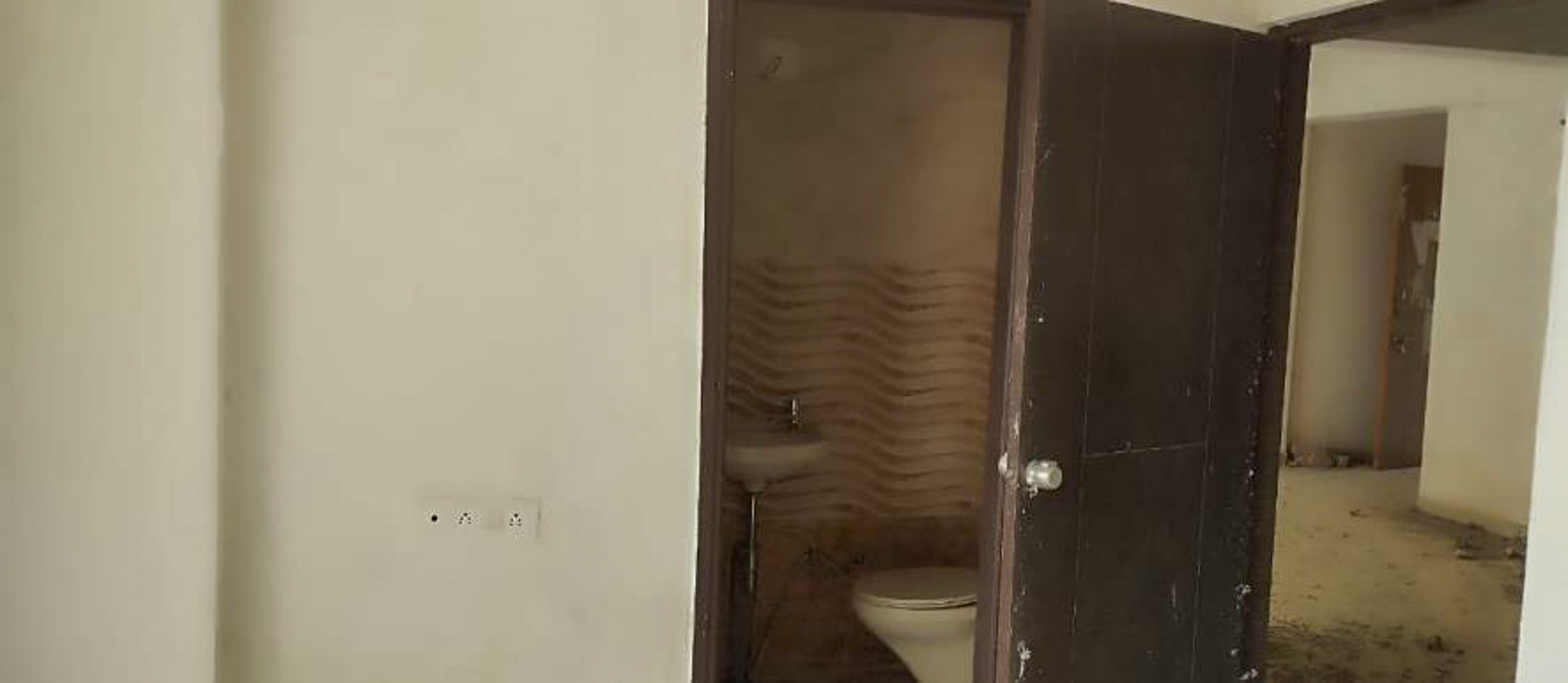 Flat for sale in Gandhinagar. — photo 12