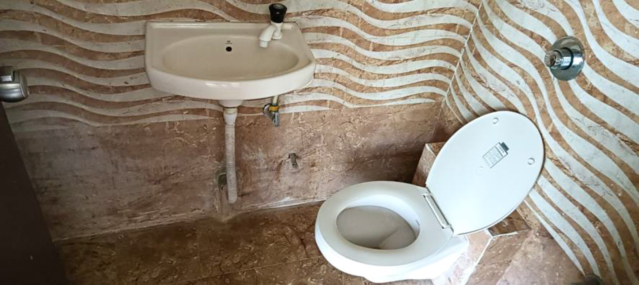 Flat for sale in Gandhinagar Gandhinagar. — photo 13
