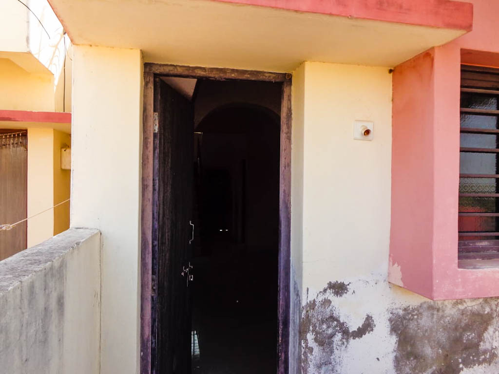 8 BHK Individual House for sale in Sahajanand Park Land, Middle Class Locality. Property is located in Mirzapar Village. Bhuj — photo 15