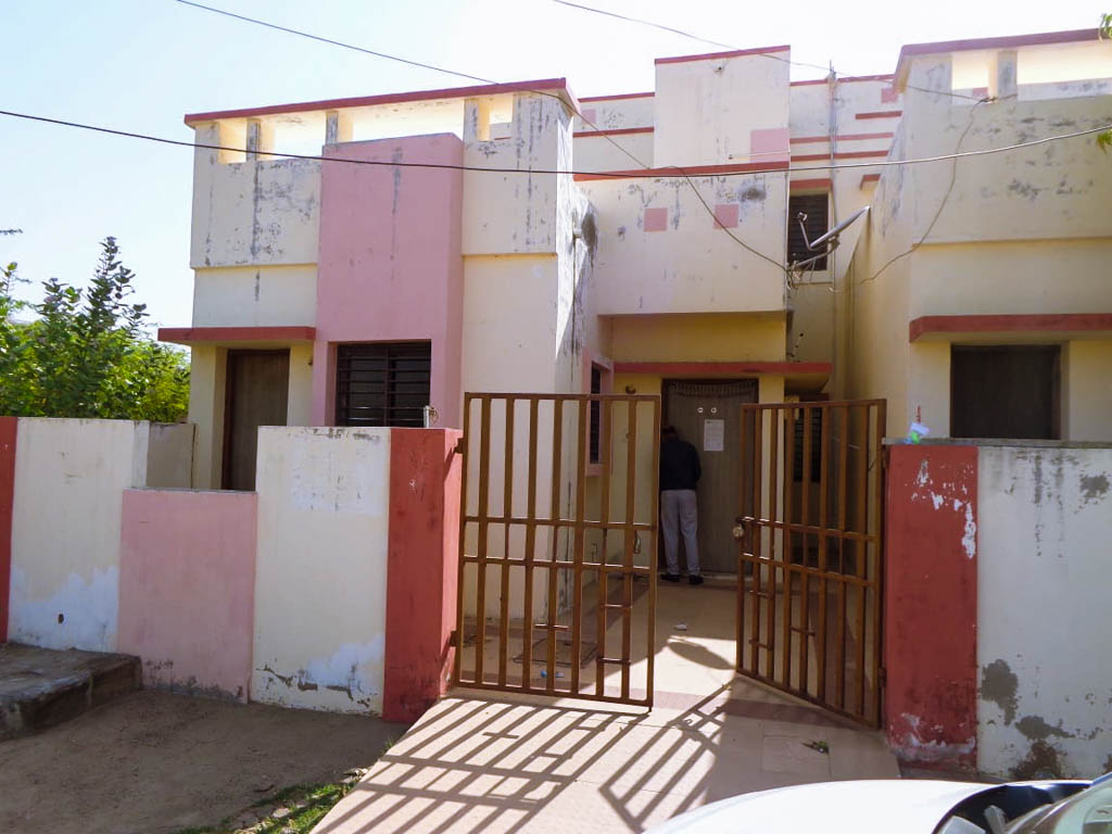 8 BHK Individual House for sale in Sahajanand Park Land, Middle Class Locality. Property is located in Mirzapar Village. Bhuj — photo 20