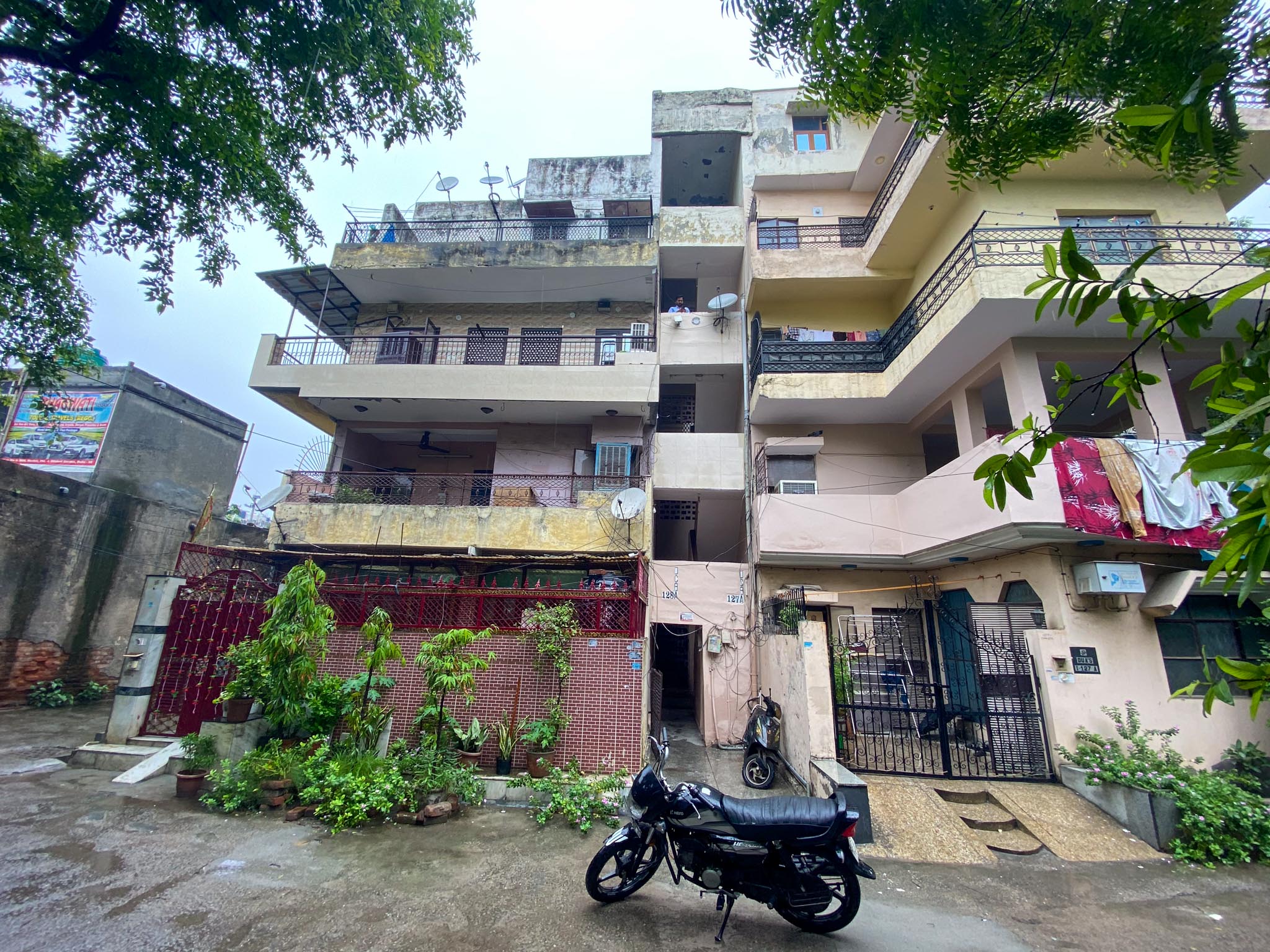 Flat for sale in DELHI New Delhi — photo 2