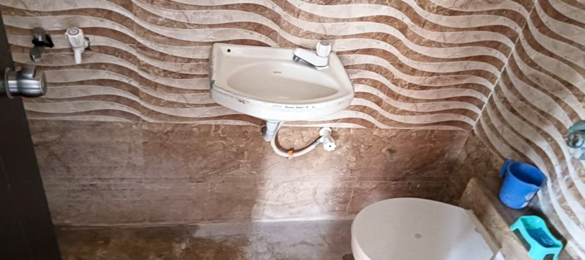 Flat for sale in Gandhinagar Gandhinagar. — photo 5