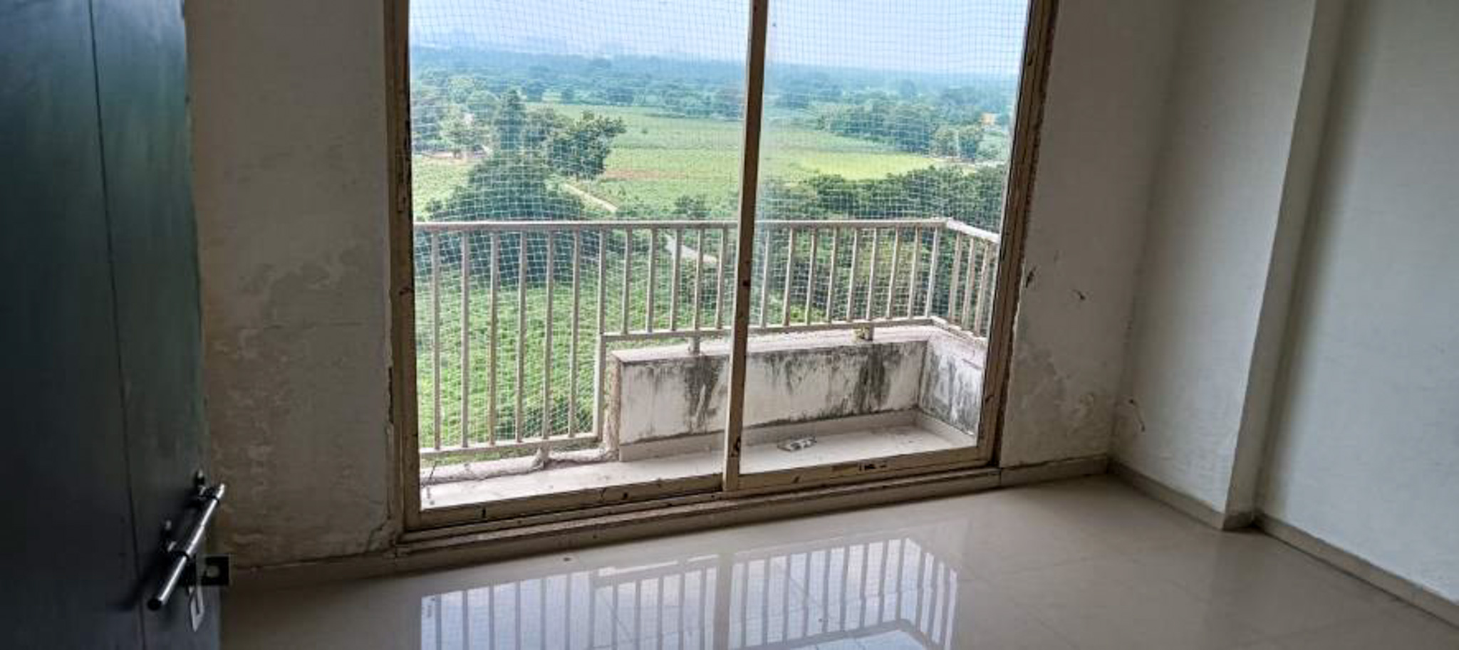 Flat for sale in Gandhinagar Gandhinagar. — photo 5