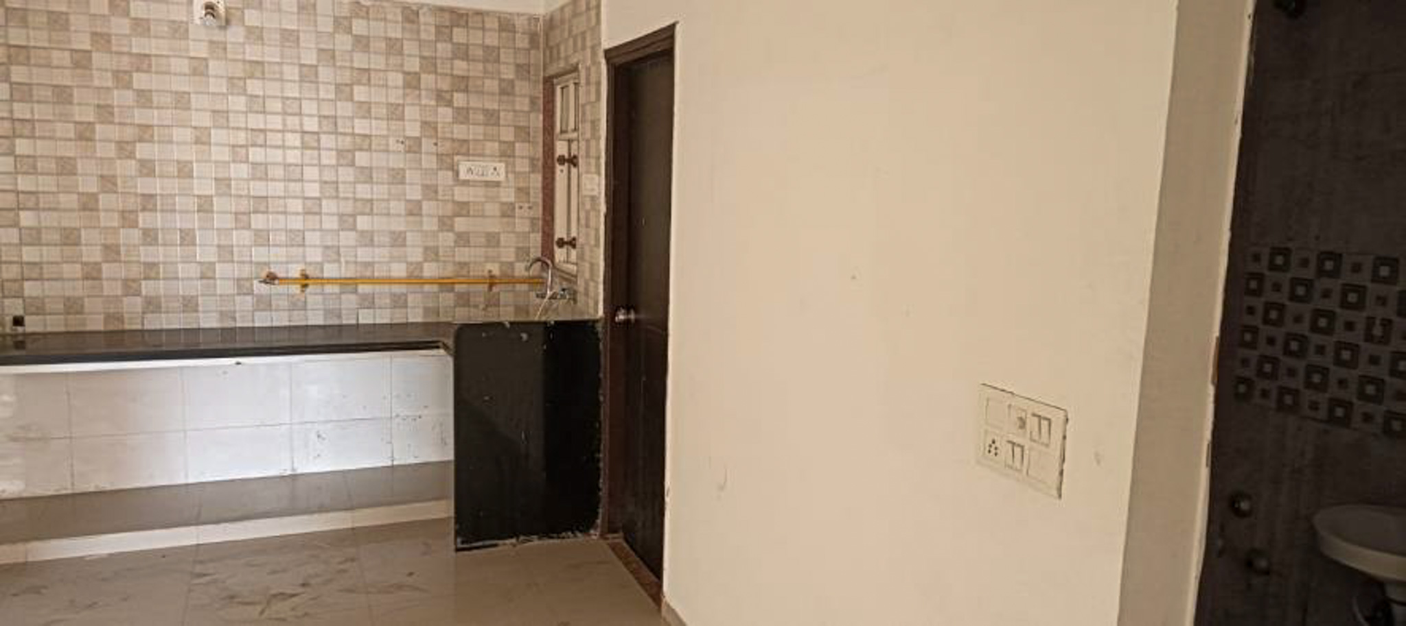 Flat for sale in Gandhinagar Gandhinagar. — photo 2