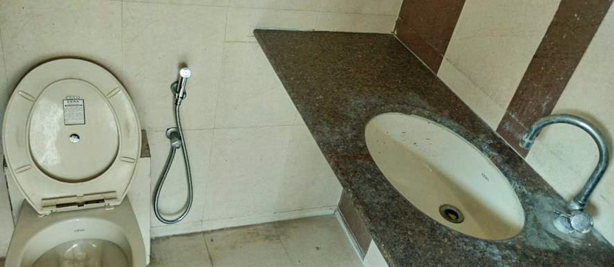 Flat for sale in Gandhinagar Gandhinagar. — photo 5