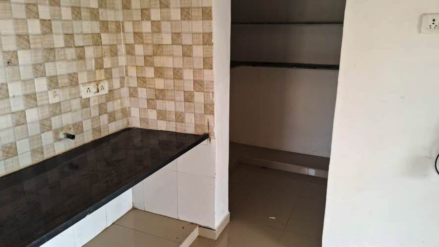 Flat for sale in Gandhinagar Gandhinagar. — photo 9