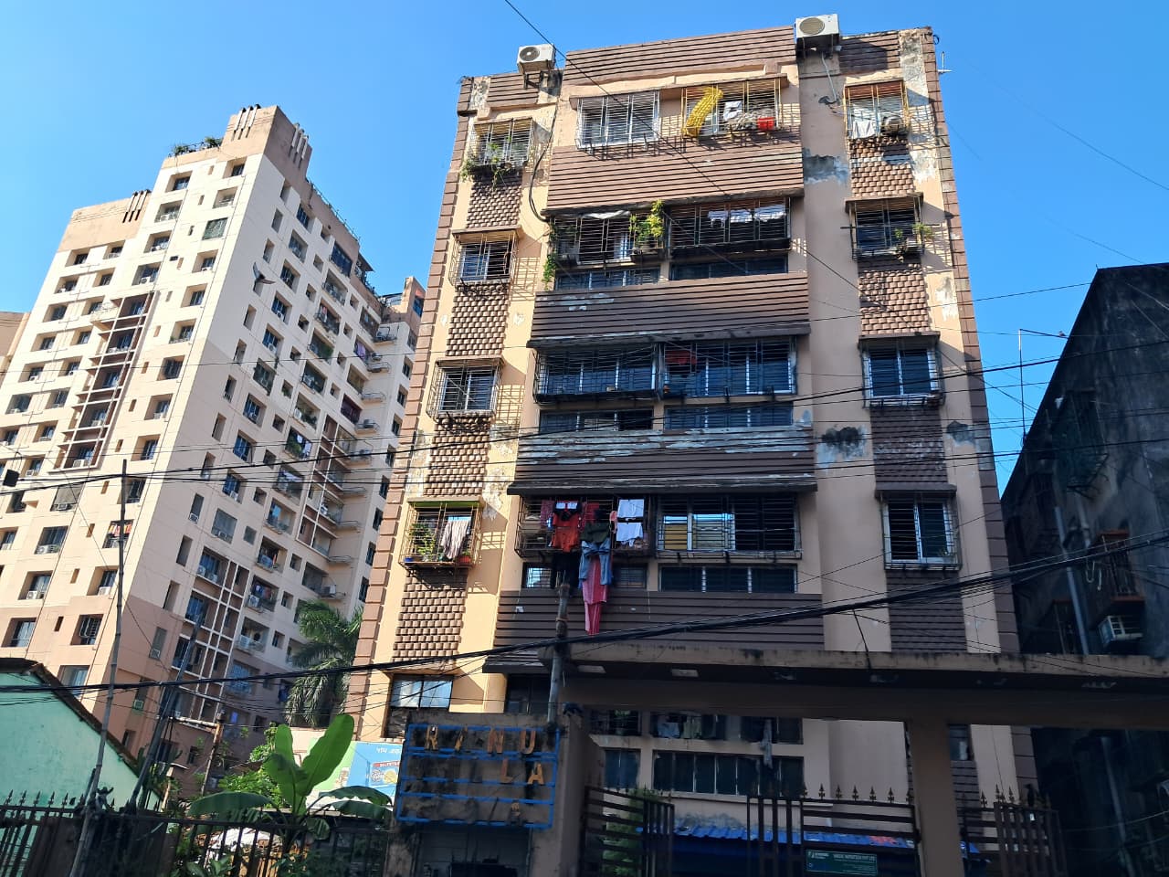 670 square feet Flat for sale in Kolkata — photo 5
