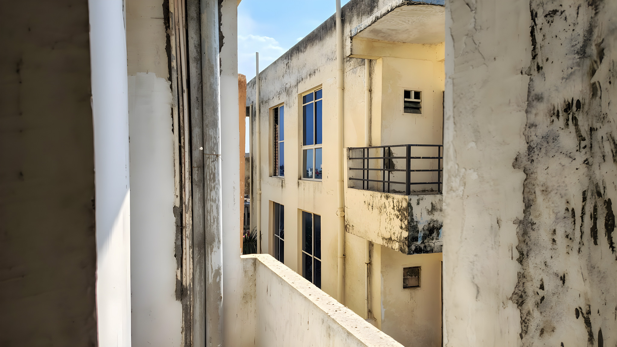 696.08 square feet Flat for sale in SIDDHARTH TOWER-2, SIDDHARTH TOWER-2 KOLAR ROAD,GENHUKHEDA , BHOPAL, M.P Bhopal