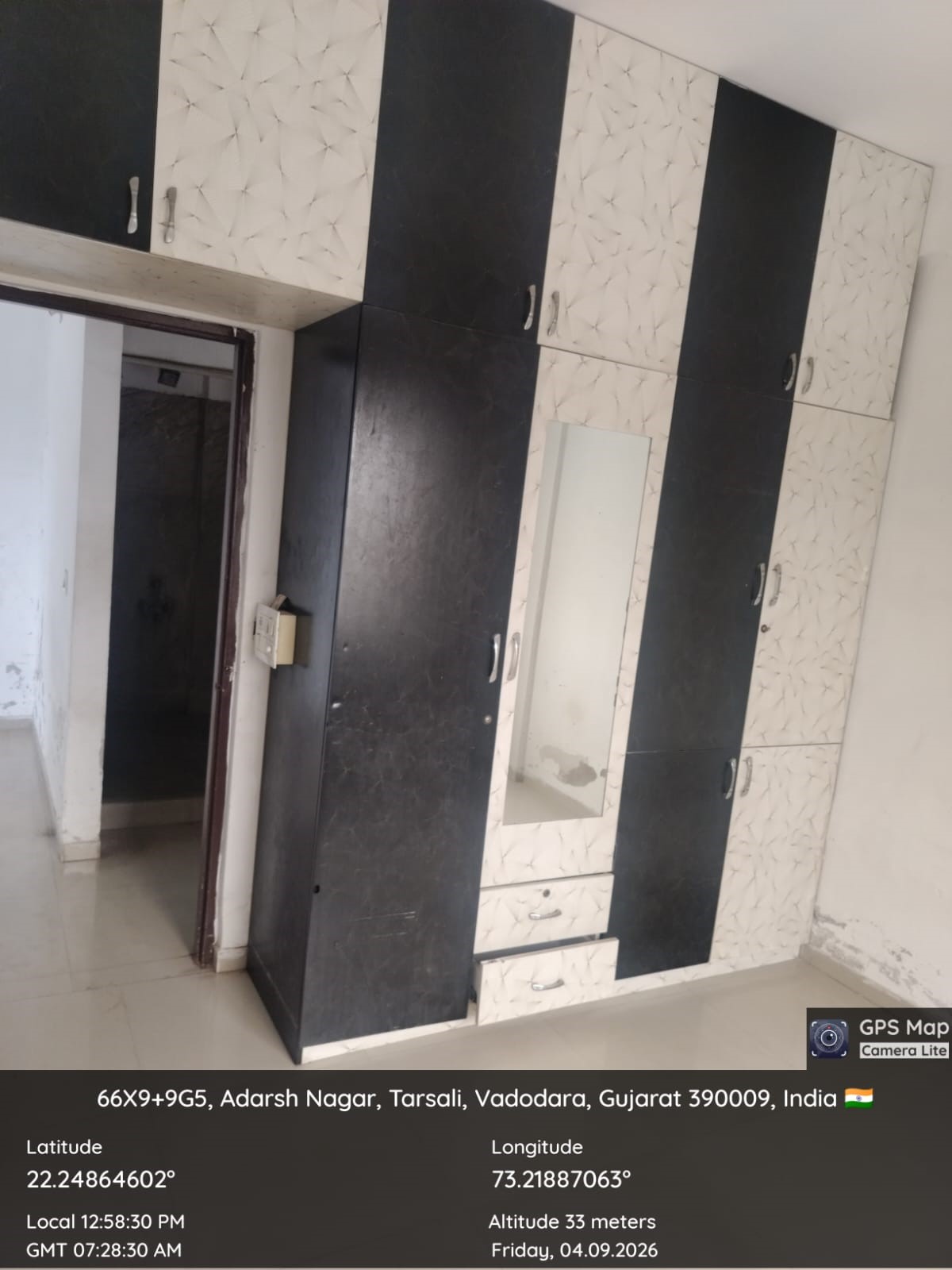 1 BHK Flat for sale in LAKSHYA ERA, VADODARA Vadodara — photo 3