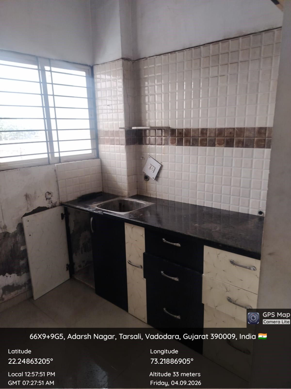 1 BHK Flat for sale in LAKSHYA ERA, VADODARA Vadodara — photo 7