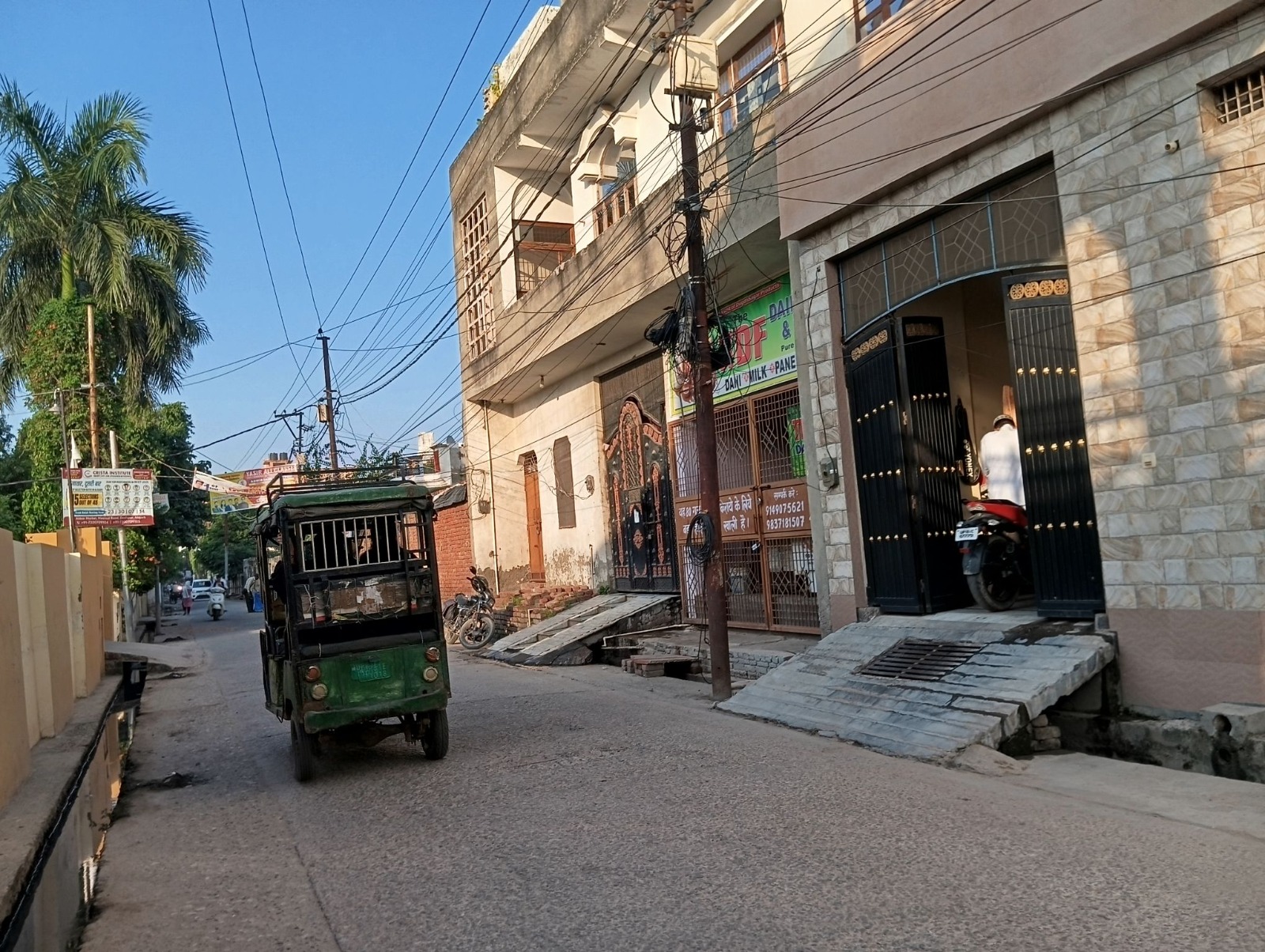 92.9 square meter Flat for sale in Aligarh — photo 1