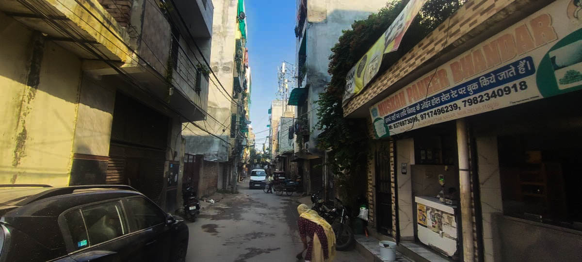 50 square yard Flat for sale in New Delhi — photo 3