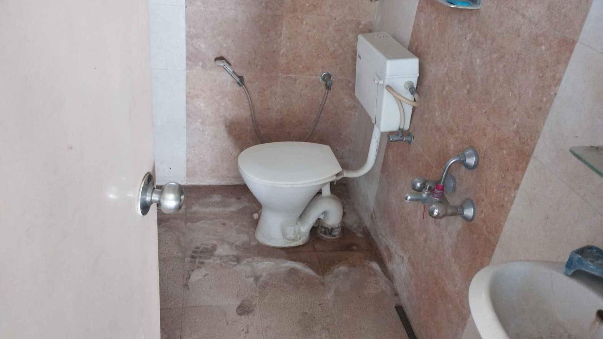 2 BHK Flat for sale in UPVAN, CHANDKHEDA Ahmedabad — photo 20
