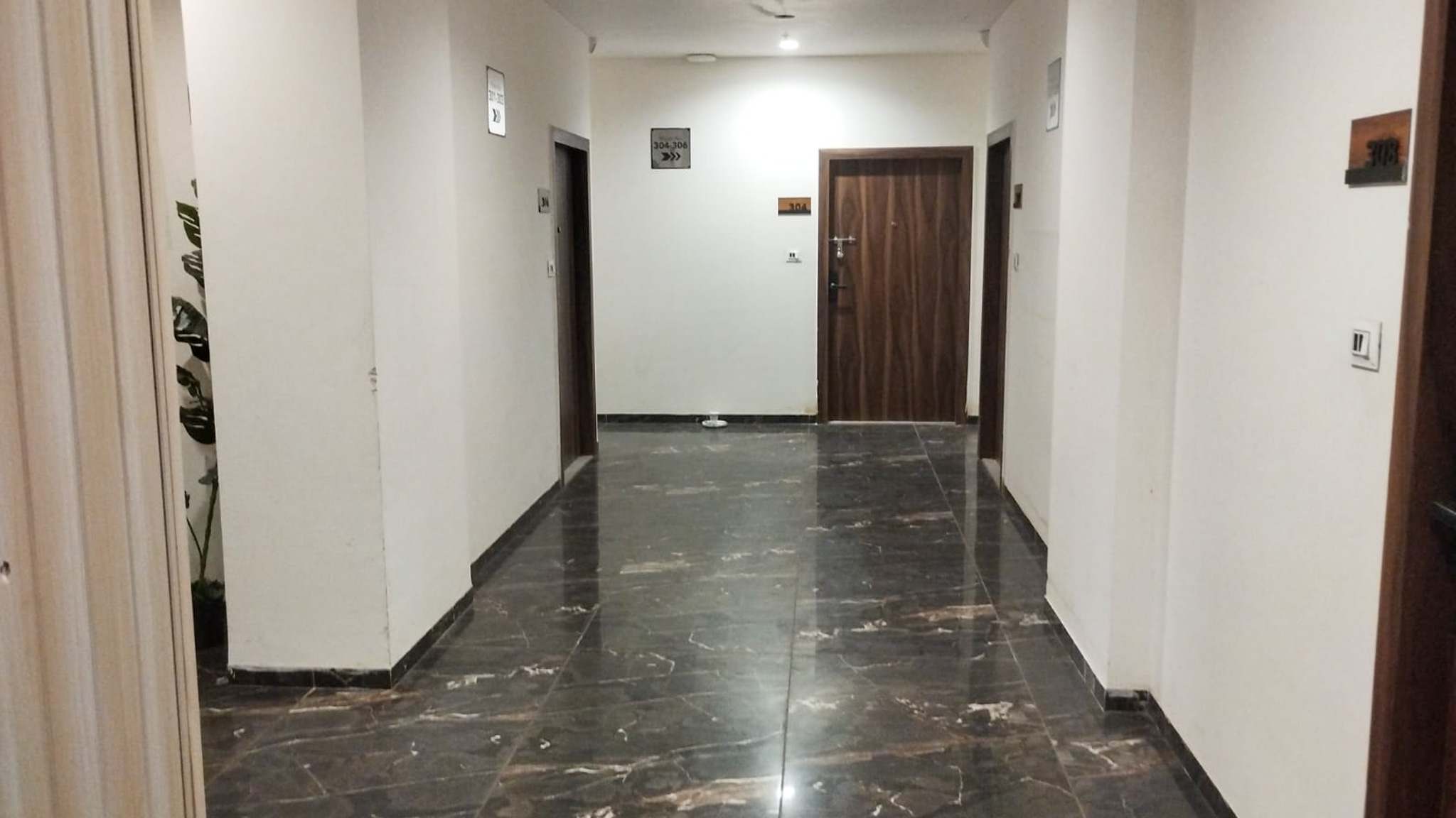1531.08 square meter Hotel for sale in Scheme known as "SAI SAPPHIRE SQUARE", Chandkheda, Gandhinagar-382424, Gujarat. Gandhinagar. — photo 3