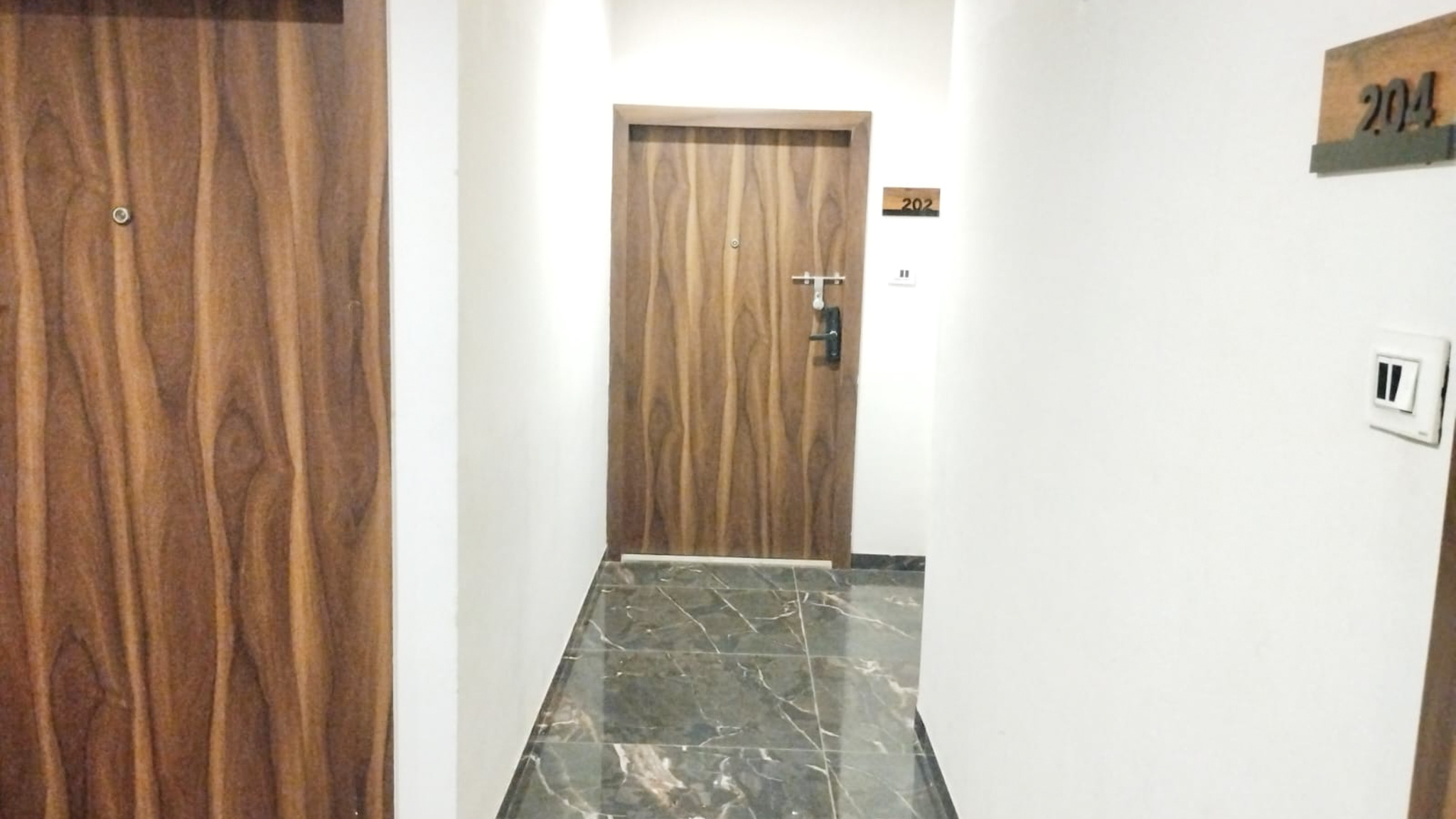 1531.08 square meter Hotel for sale in Scheme known as "SAI SAPPHIRE SQUARE", Chandkheda, Gandhinagar-382424, Gujarat. Gandhinagar. — photo 6