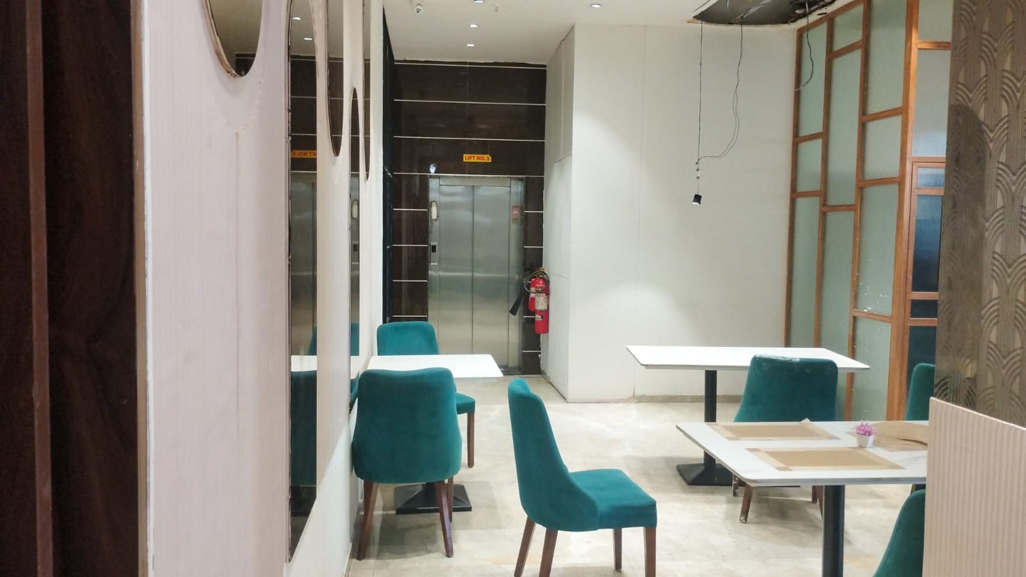 1531.08 square meter Hotel for sale in Scheme known as "SAI SAPPHIRE SQUARE", Chandkheda, Gandhinagar-382424, Gujarat. Gandhinagar. — photo 9