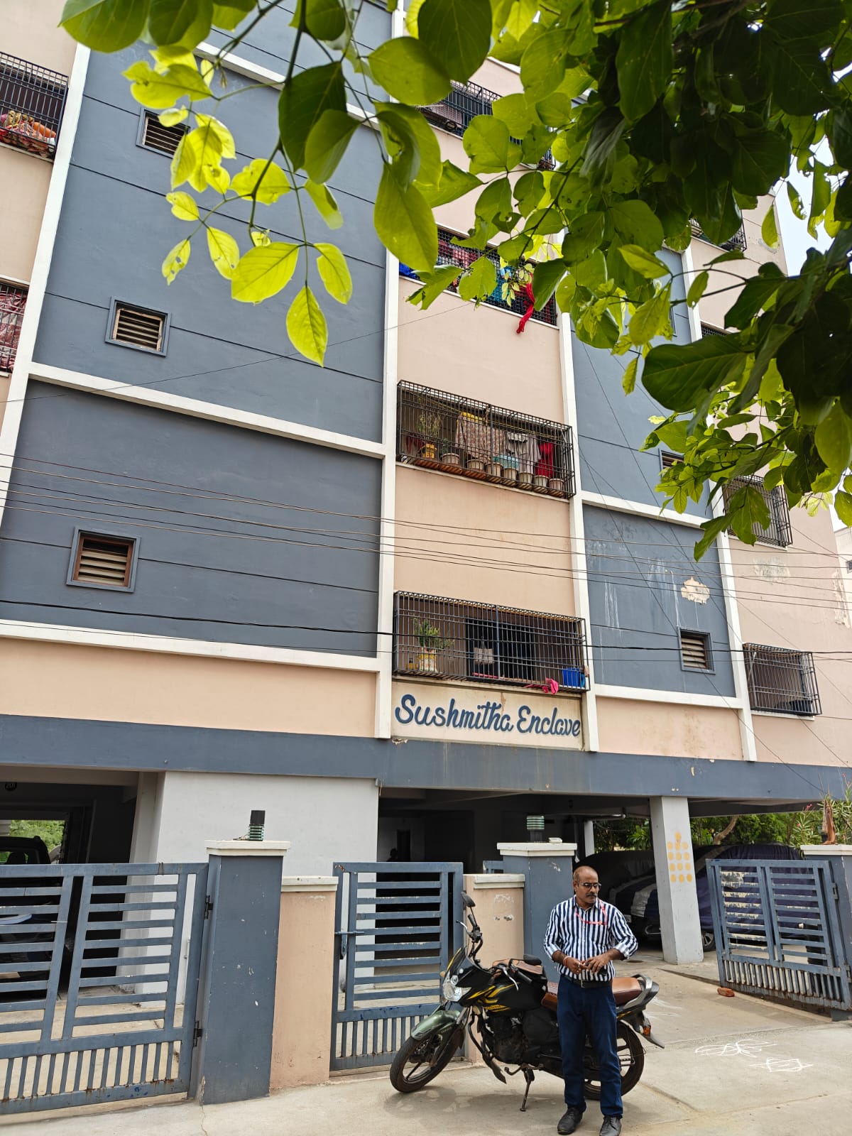 1200 square feet Flat for sale in Lakshmi Nagar Interior, Balaji Nagar Nellore — photo 1