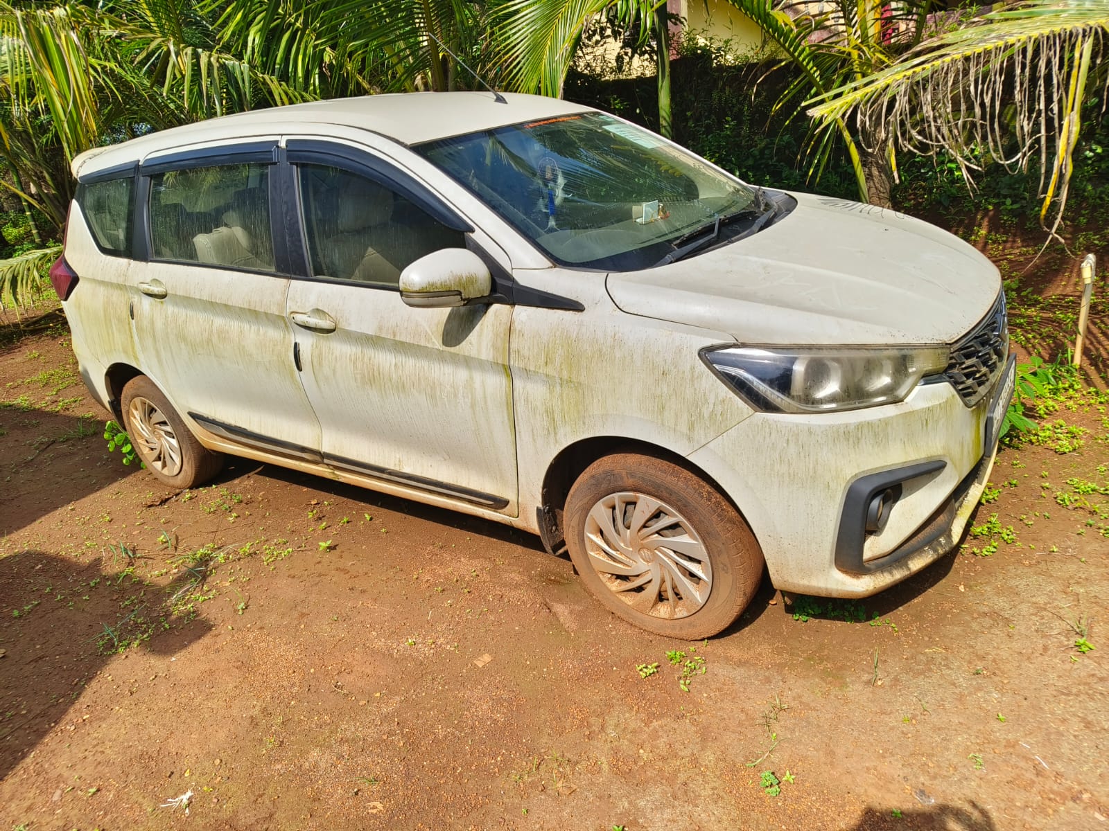 2023 Maruti Suzuki Ertiga LXi MPV 90000 km 3 years for sale in ELITE PARKING Kudal — photo 1