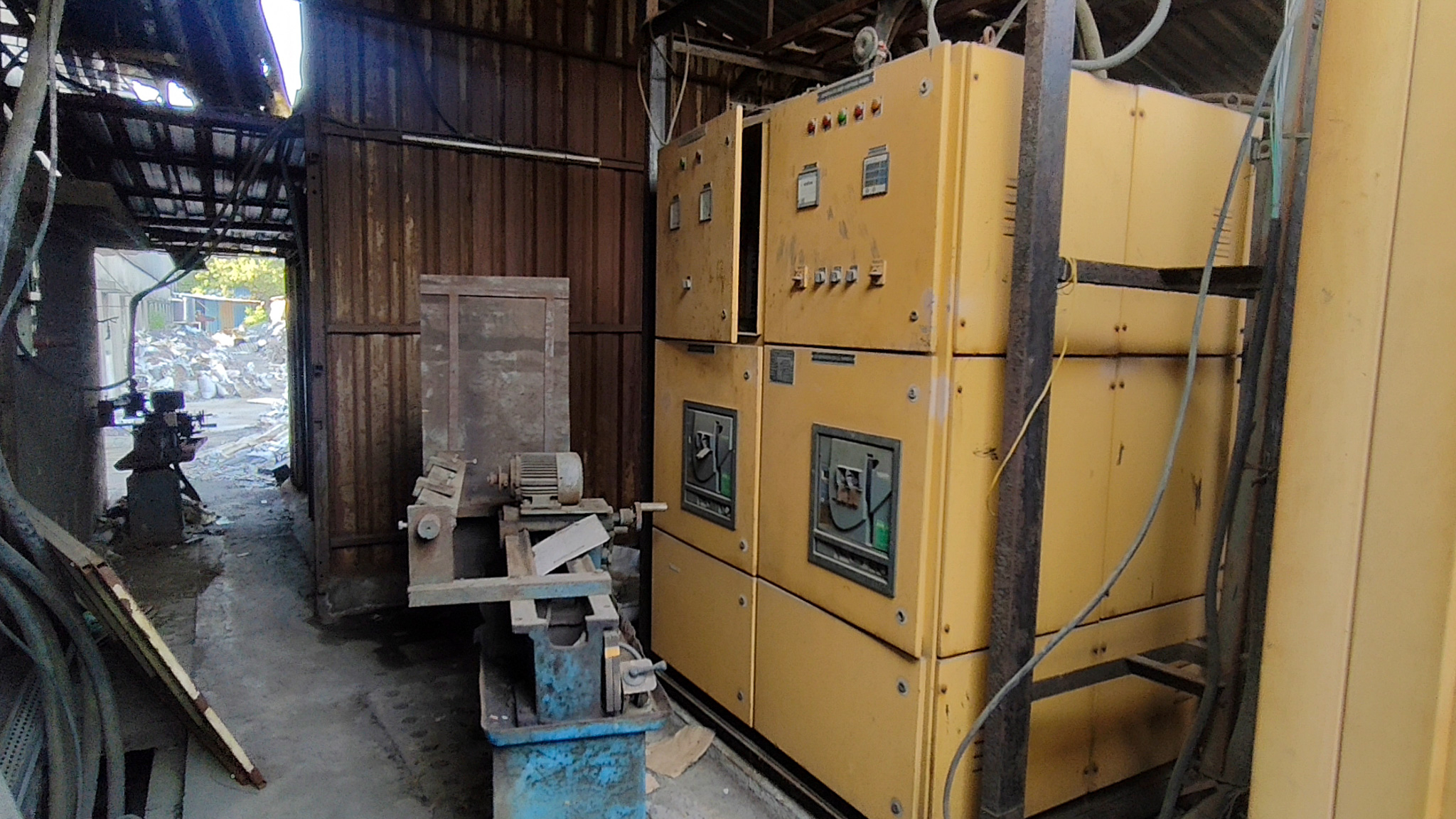 2010 square meter Shed with Plant and Machinery for sale in Markal Village, Pune Alandi