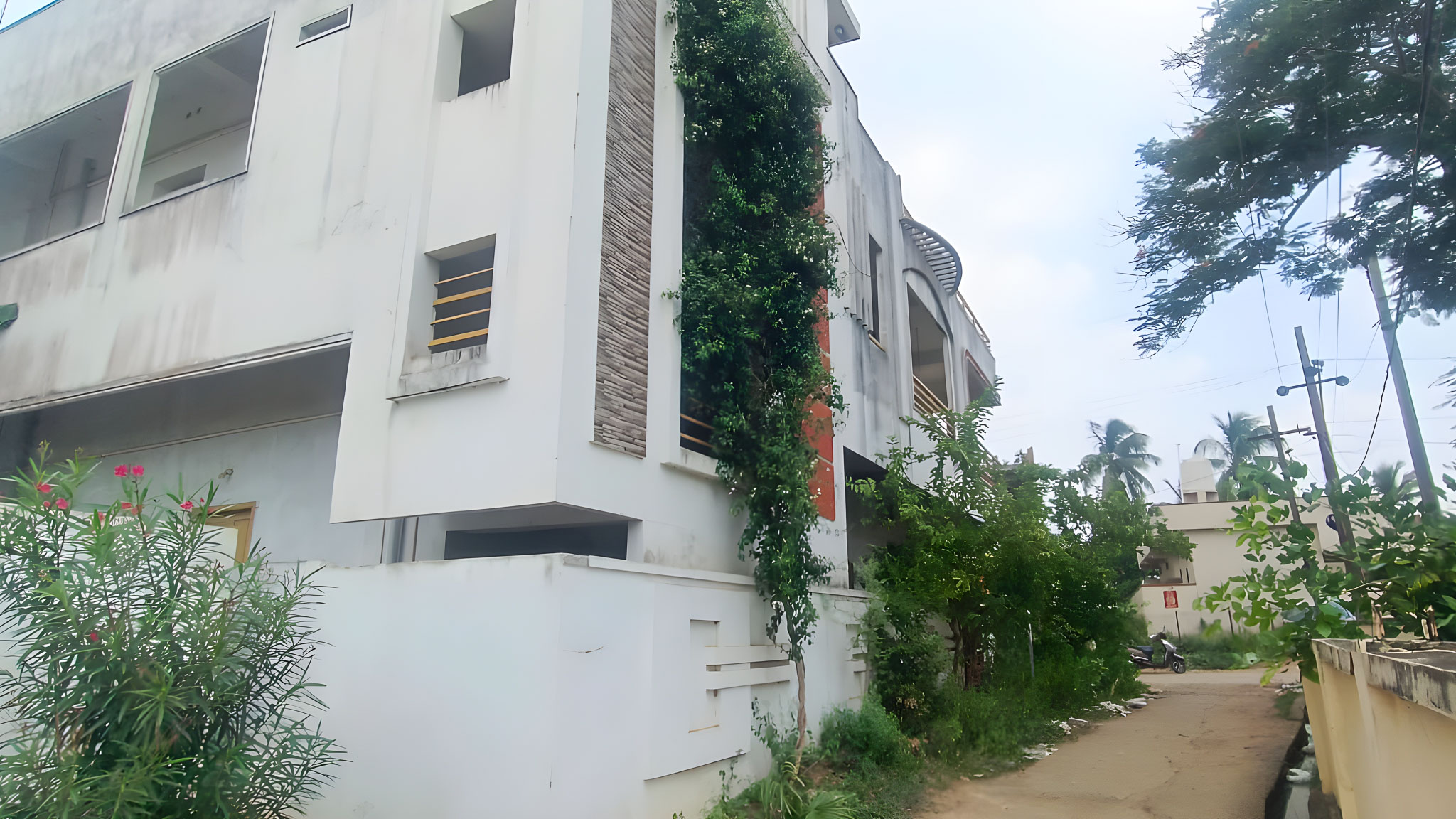 330 square yard Individual House for sale in Yernagudem — photo 11
