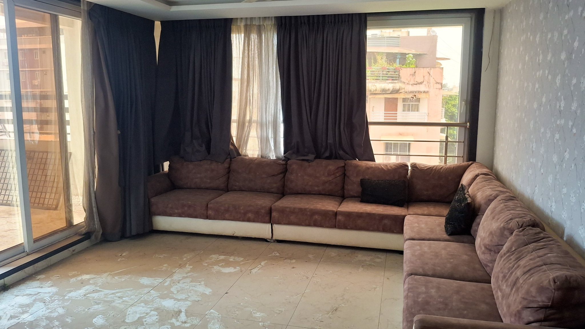 1460 square feet Flat for sale in Vadodara — photo 17