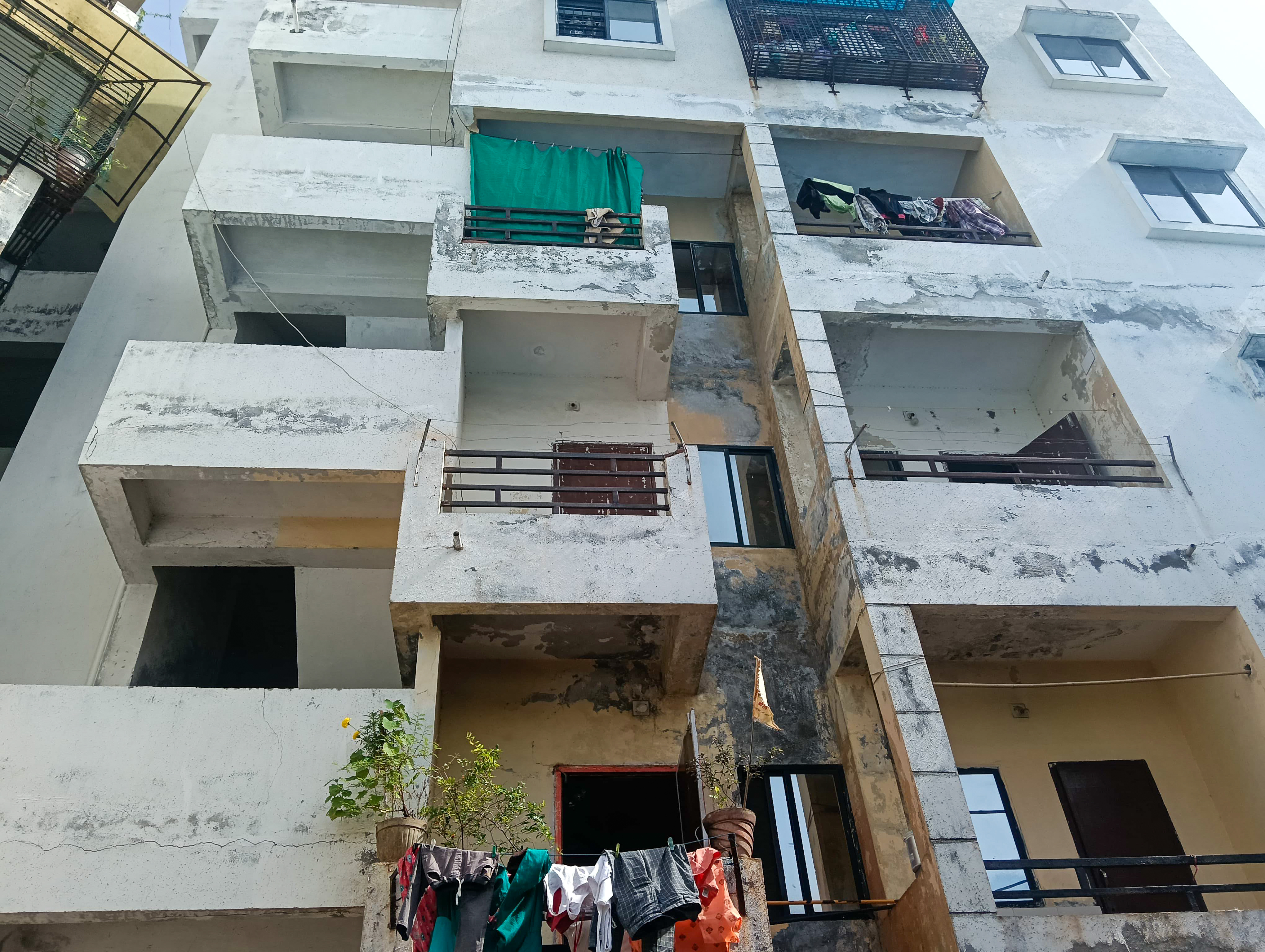 264.04 square feet Shops for sale in SAYAJIGANJ Vadodara — photo 3