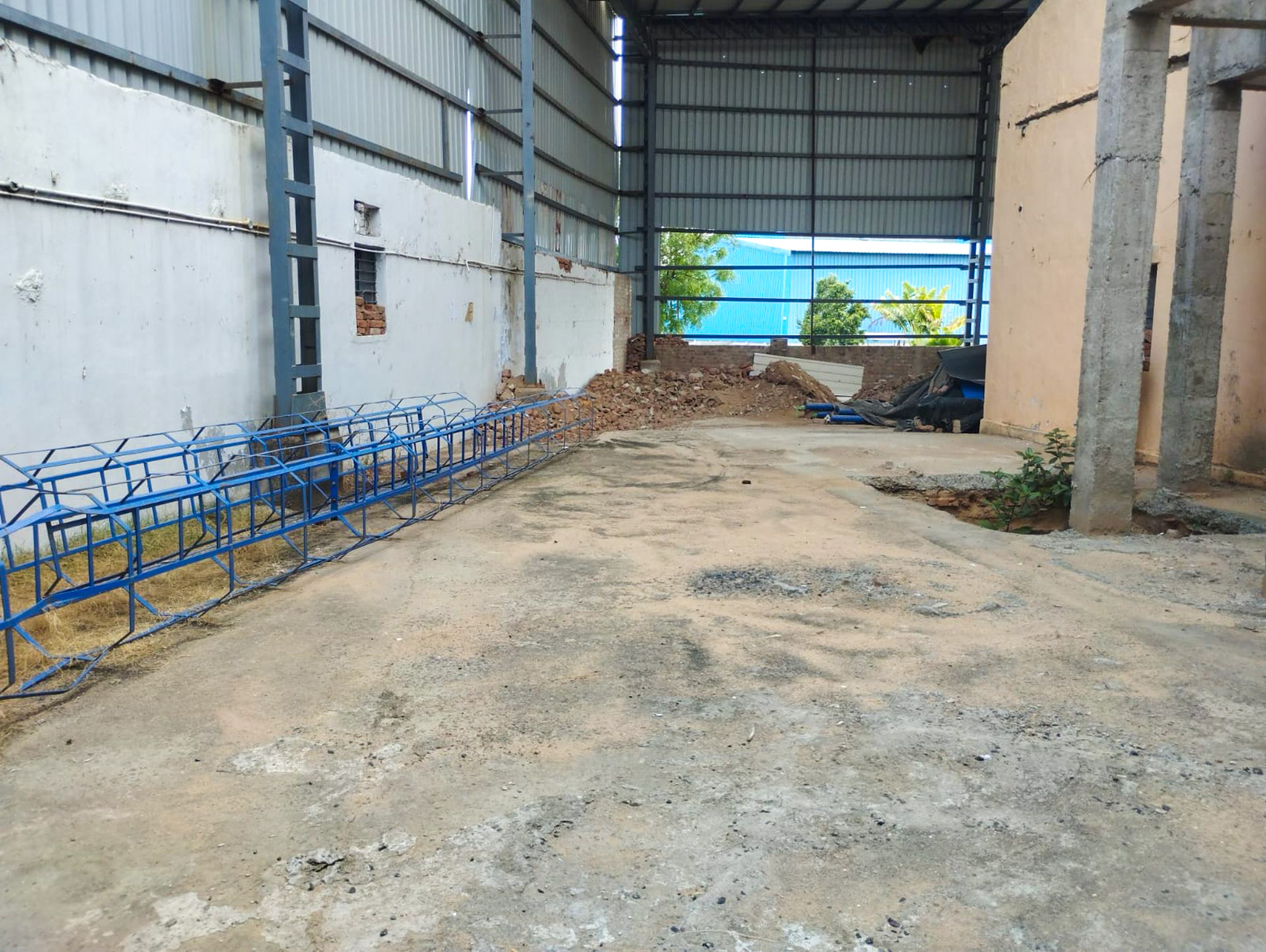 Industrial Plot with Factory Building for sale in VILLAGE BUDASAN, KADI, MEHSANA Kadi — photo 3