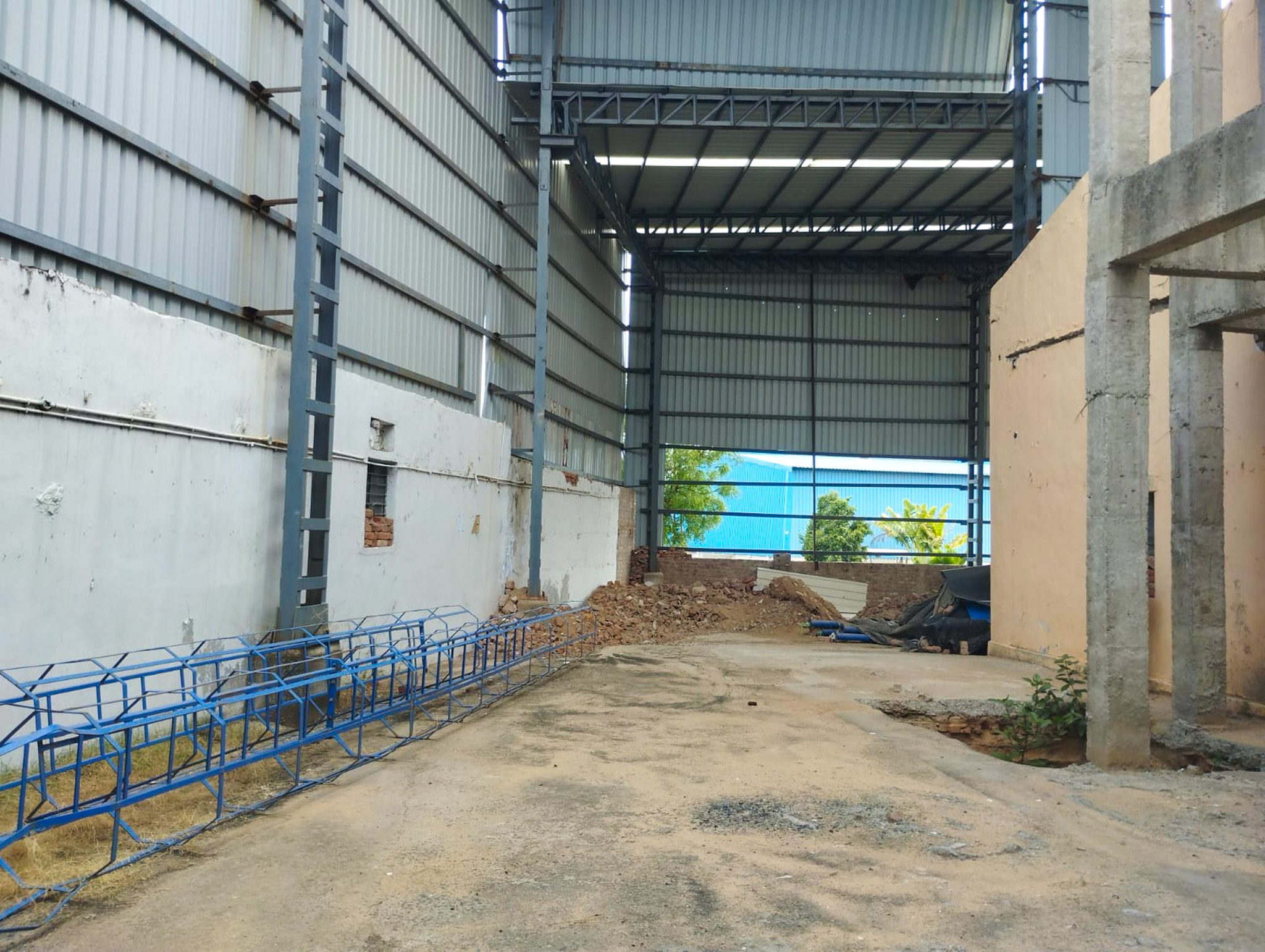 Industrial Plot with Factory Building for sale in VILLAGE BUDASAN, KADI, MEHSANA Kadi — photo 7