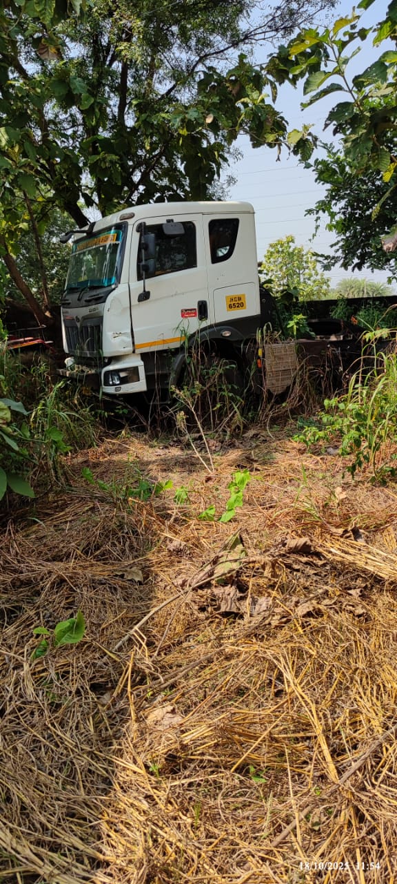 MAHINDRA TRUCK for sale in SUNDERGARH L And T Cement Plant Jharsuguda — photo 1