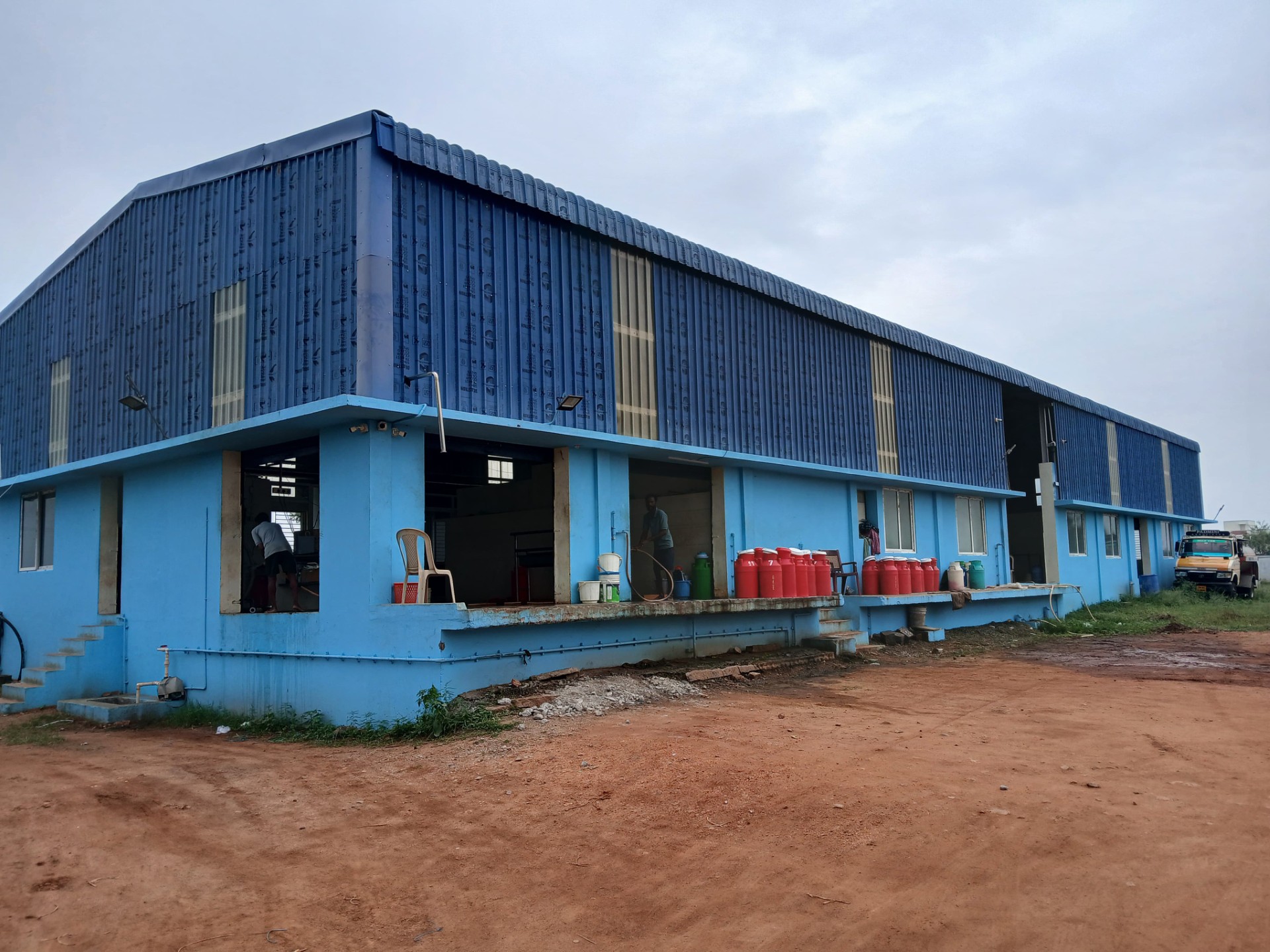 DAIRY PRODUCTS CHILLING PROCESSING UNIT for sale in ERUMALAINAYAKANPATTI Andipatti Jakkampatti