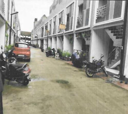 930 square feet Individual House for sale in Surat — photo 3