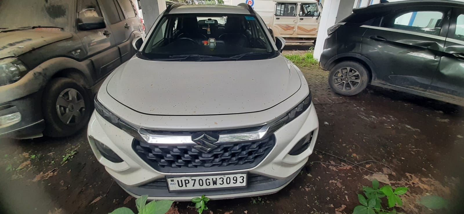 2023 Maruti Suzuki Fronx Delta Plus Compact SUV 27602 km 2 years for sale in SBI MAIN BRANCH PRAYAGRAJ, KUTCHERY ROAD, PRAYAGRAJ-211002 Prayagraj
