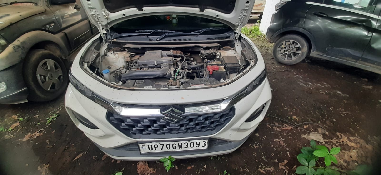 2023 Maruti Suzuki Fronx Delta Plus Compact SUV 27602 km 2 years for sale in SBI MAIN BRANCH PRAYAGRAJ, KUTCHERY ROAD, PRAYAGRAJ-211002 Prayagraj — photo 3