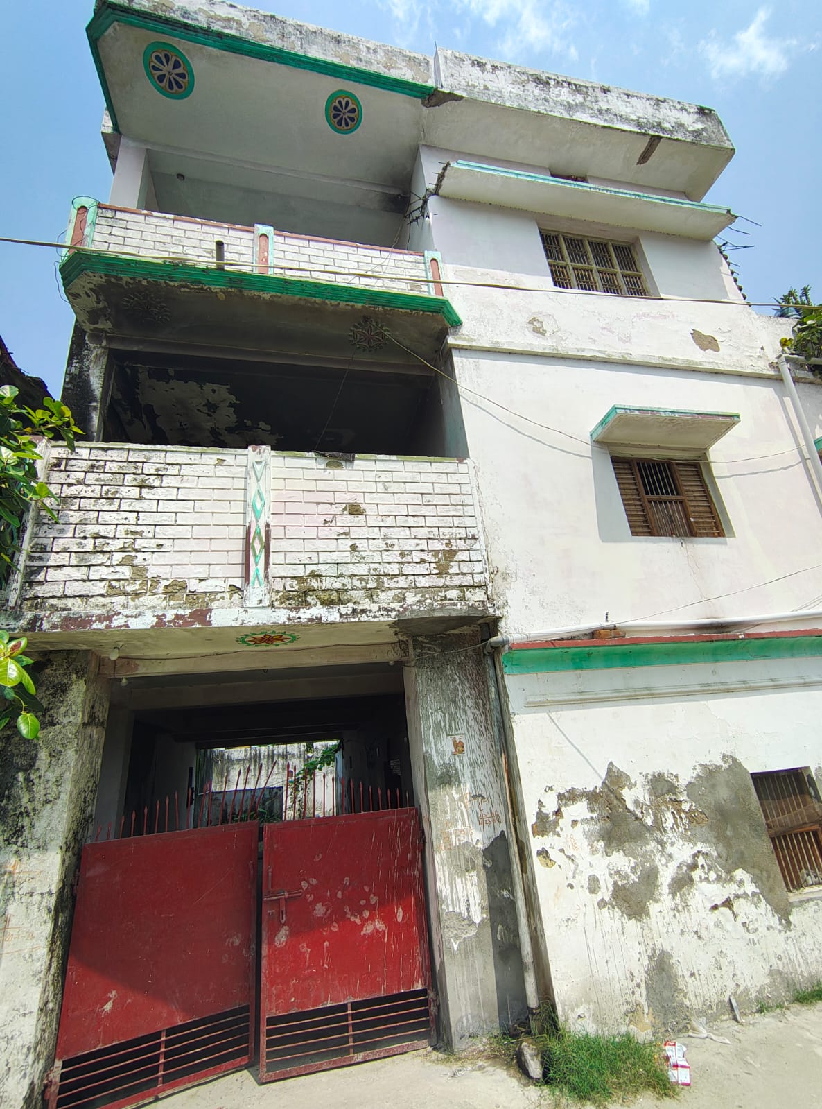 5672 square feet Individual House for sale in Siwan