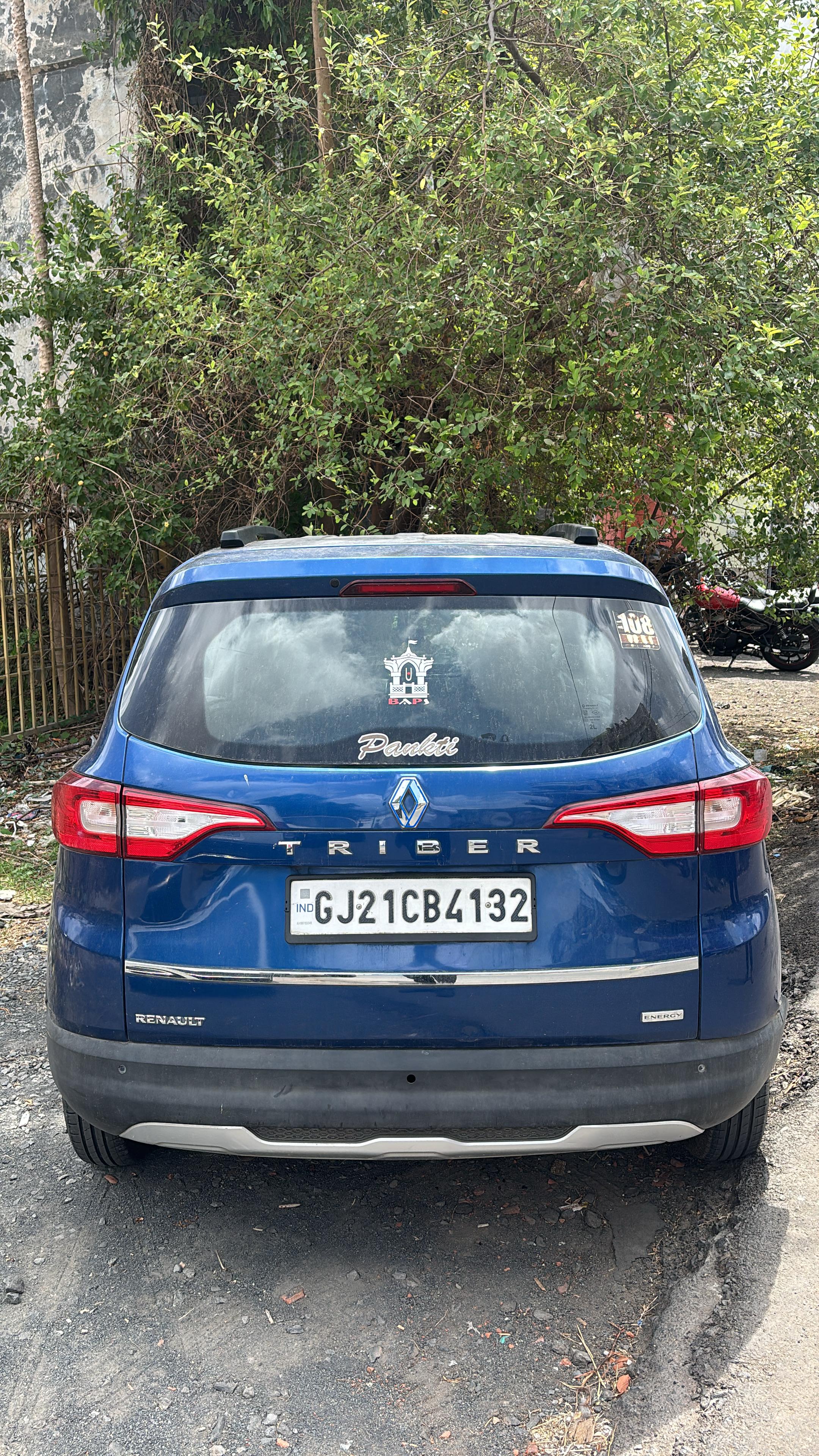 RENAULT TRIBER RXT MT 1.0 BS6 for sale in CHIKHLI Chikhli — photo 2