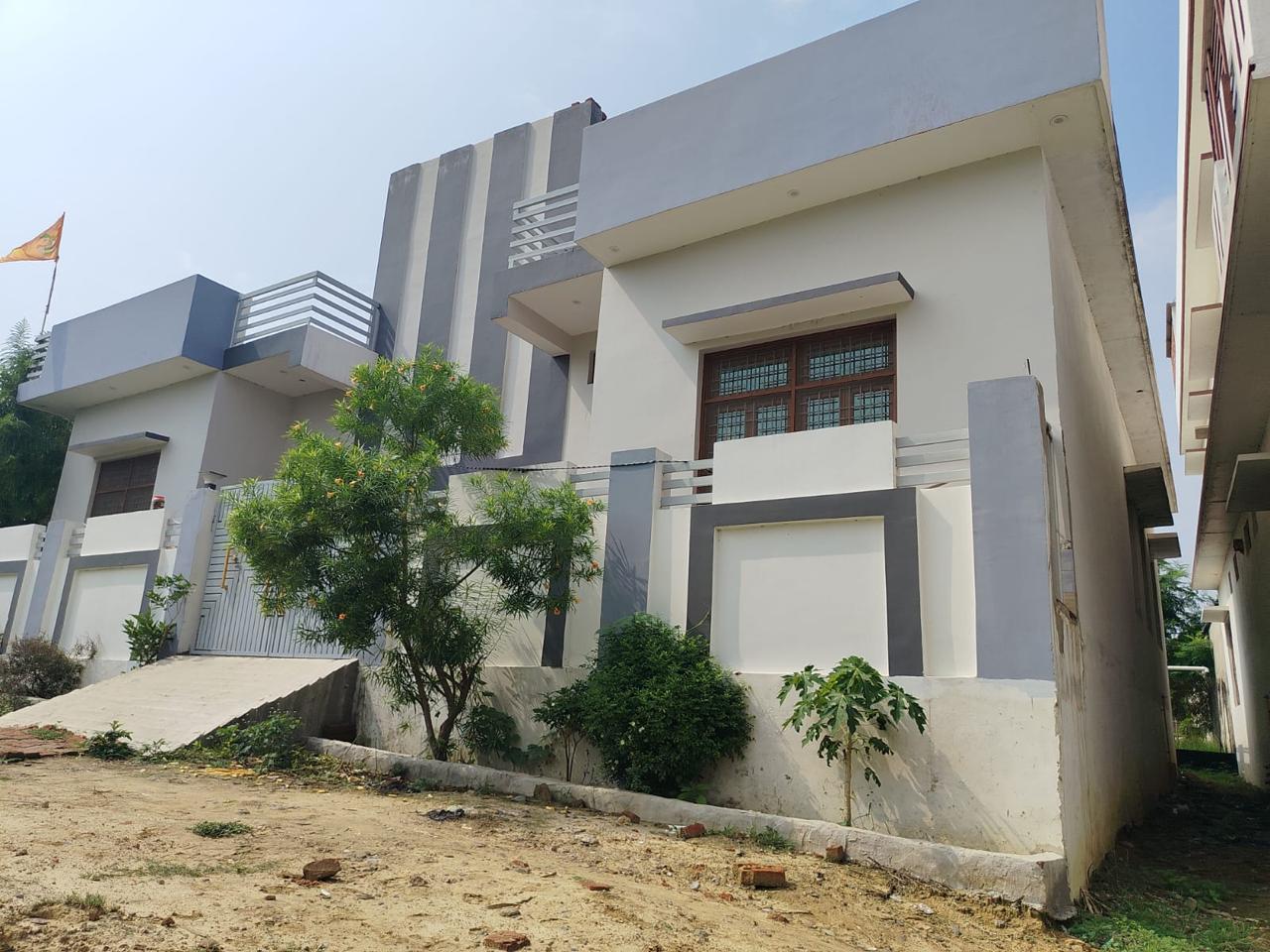 1360 square feet Individual House for sale in Maghar