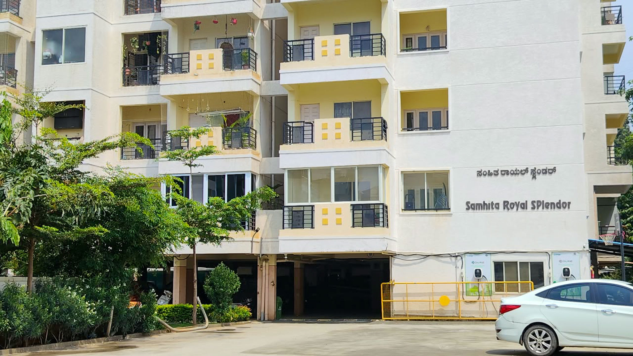 3 BHK Flat for sale in SAMHITA ROYAL SPLENDOR, Seegehalli, Basavanapura, KR Puram Bengaluru — photo 1