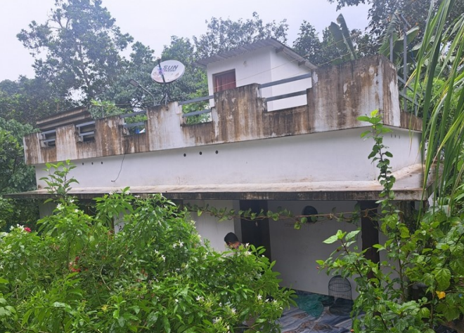 100 square meter Individual House for sale in PUTHOOR — photo 1