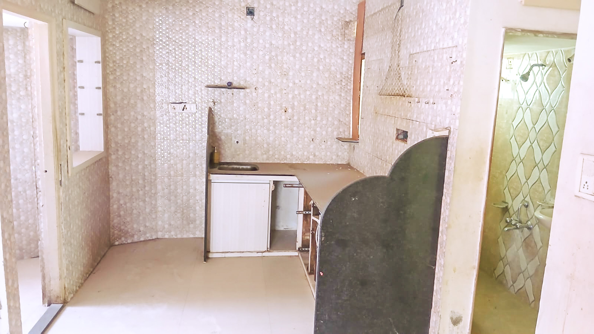 100.3 square meter Flat for sale in Radhe Krishna Apartment, Urban Porbandar — photo 10