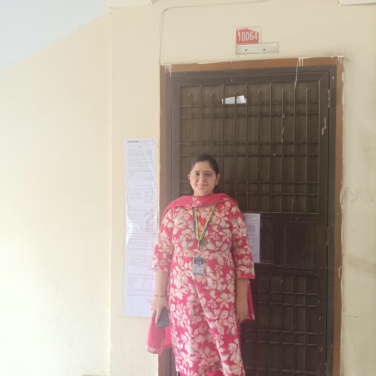 900 square feet Flat for sale in Greater Noida