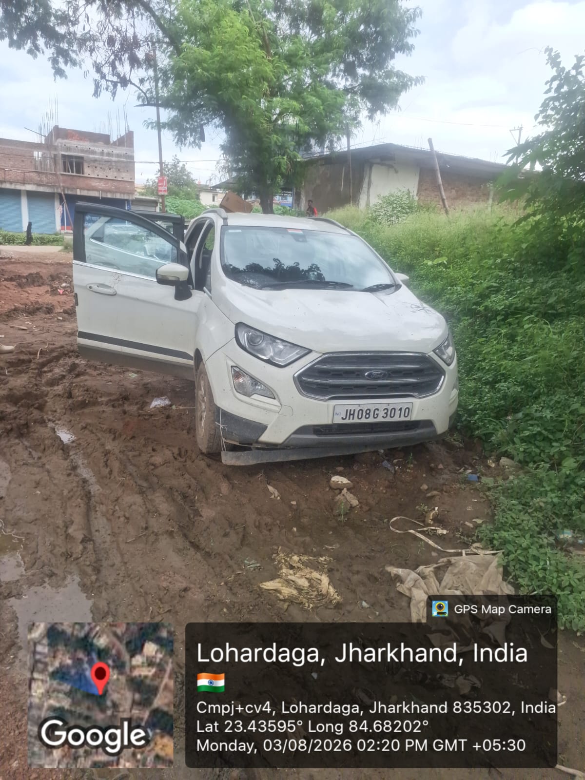 2018 Ford EcoSport Titanium 1.5L TDCi Compact SUV 81639 km 8 years for sale in Baxi, Deepa, Gumla Road, Near Shiv Mandir, Lohardaga, Jharkhand Lohardaga — photo 3