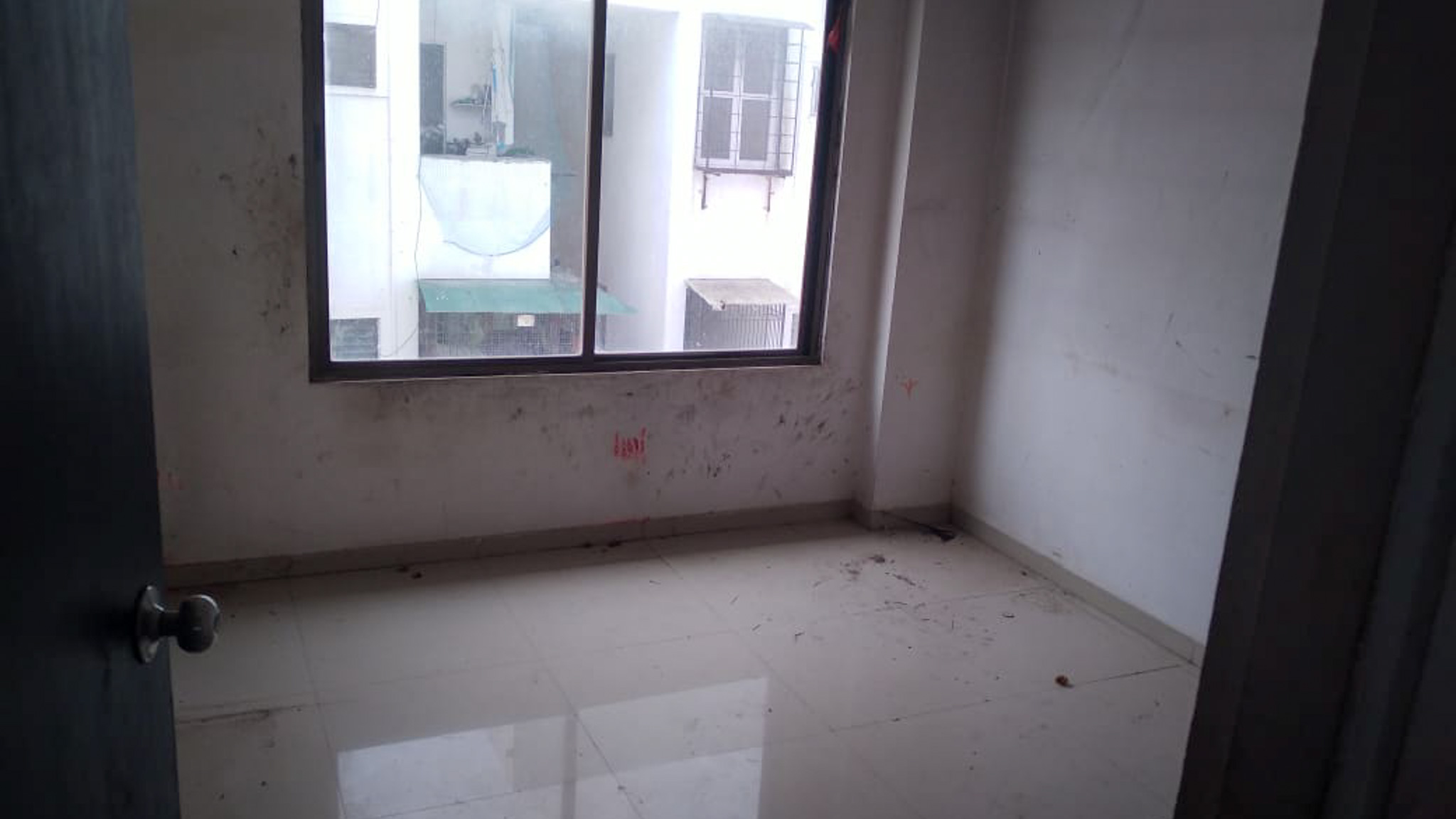 2 BHK Flat for sale in SAHAJANAND LANDMARK, SAYAJIPURA Vadodara — photo 7