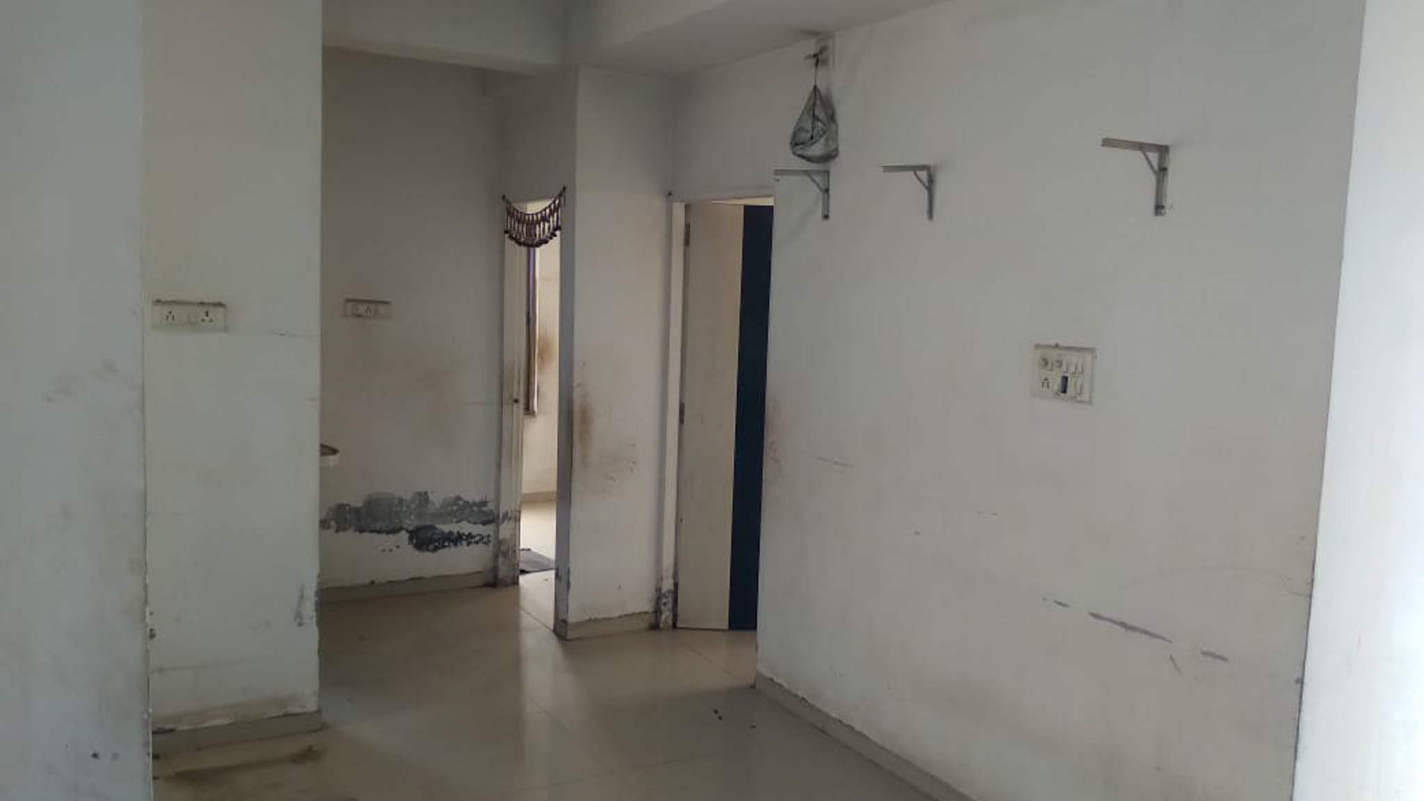 2 BHK Flat for sale in SAHAJANAND LANDMARK, SAYAJIPURA Vadodara — photo 9