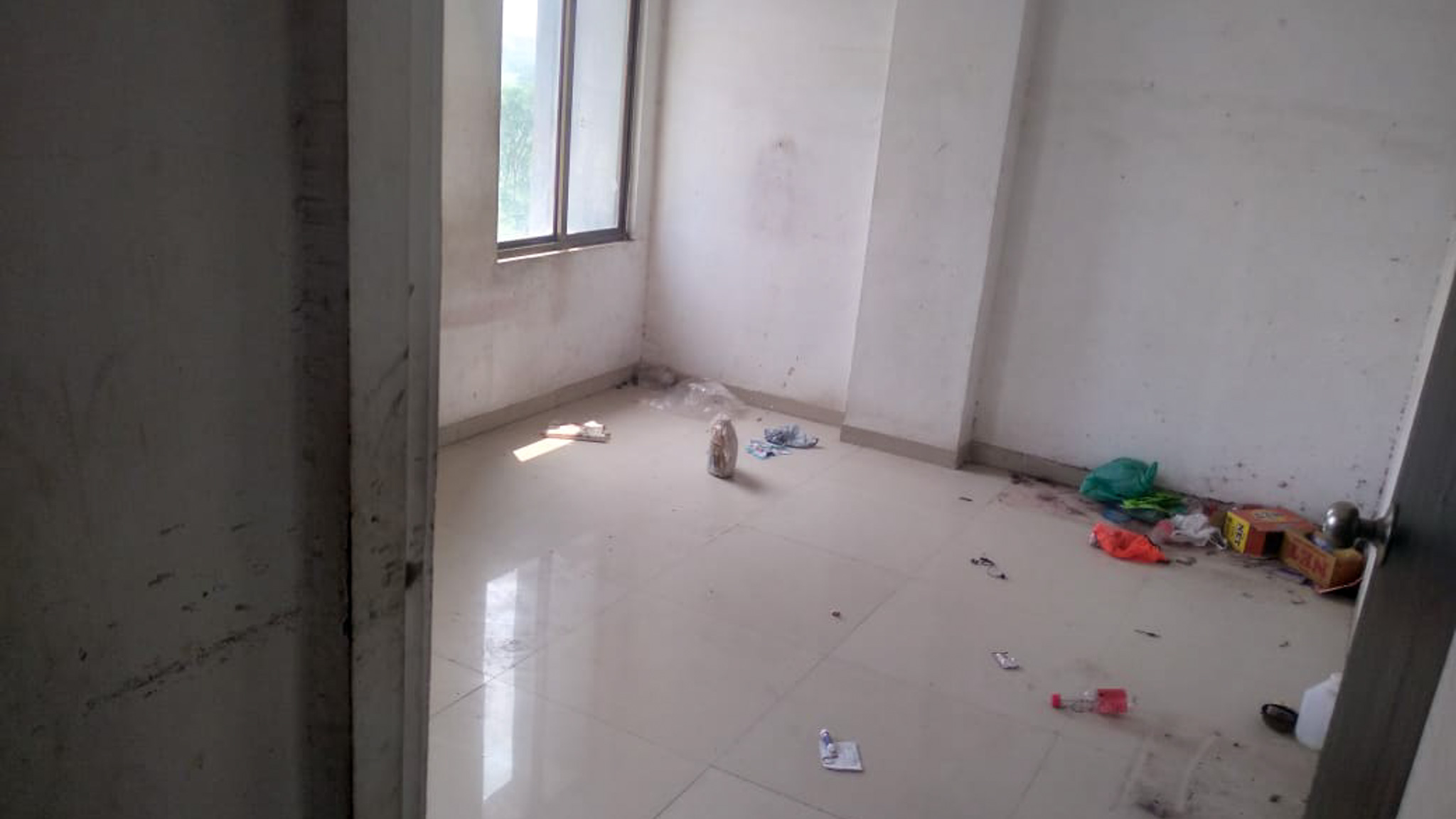 2 BHK Flat for sale in SAHAJANAND LANDMARK, SAYAJIPURA Vadodara — photo 3