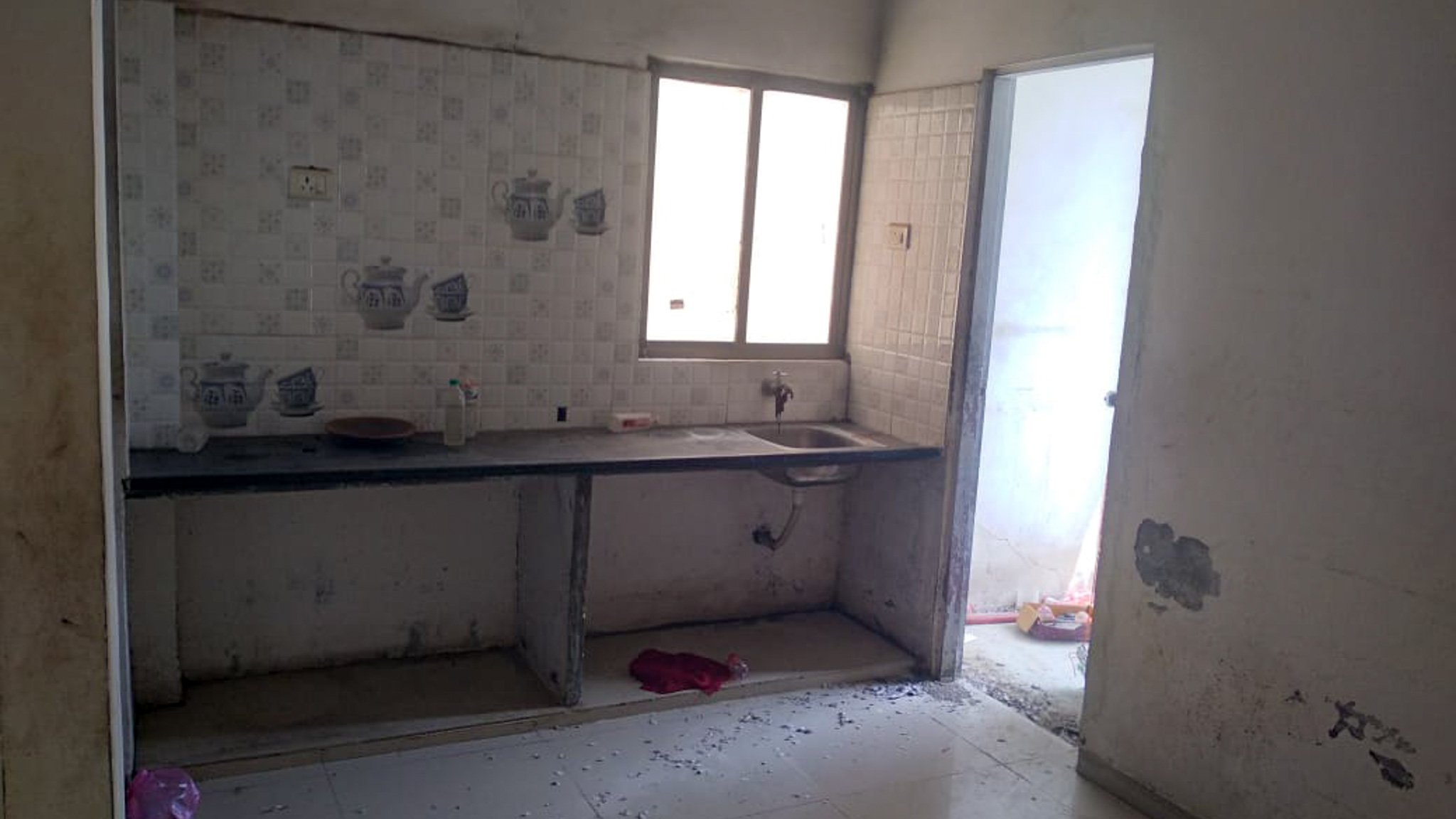 2 BHK Flat for sale in SAHAJANAND LANDMARK, SAYAJIPURA Vadodara — photo 5