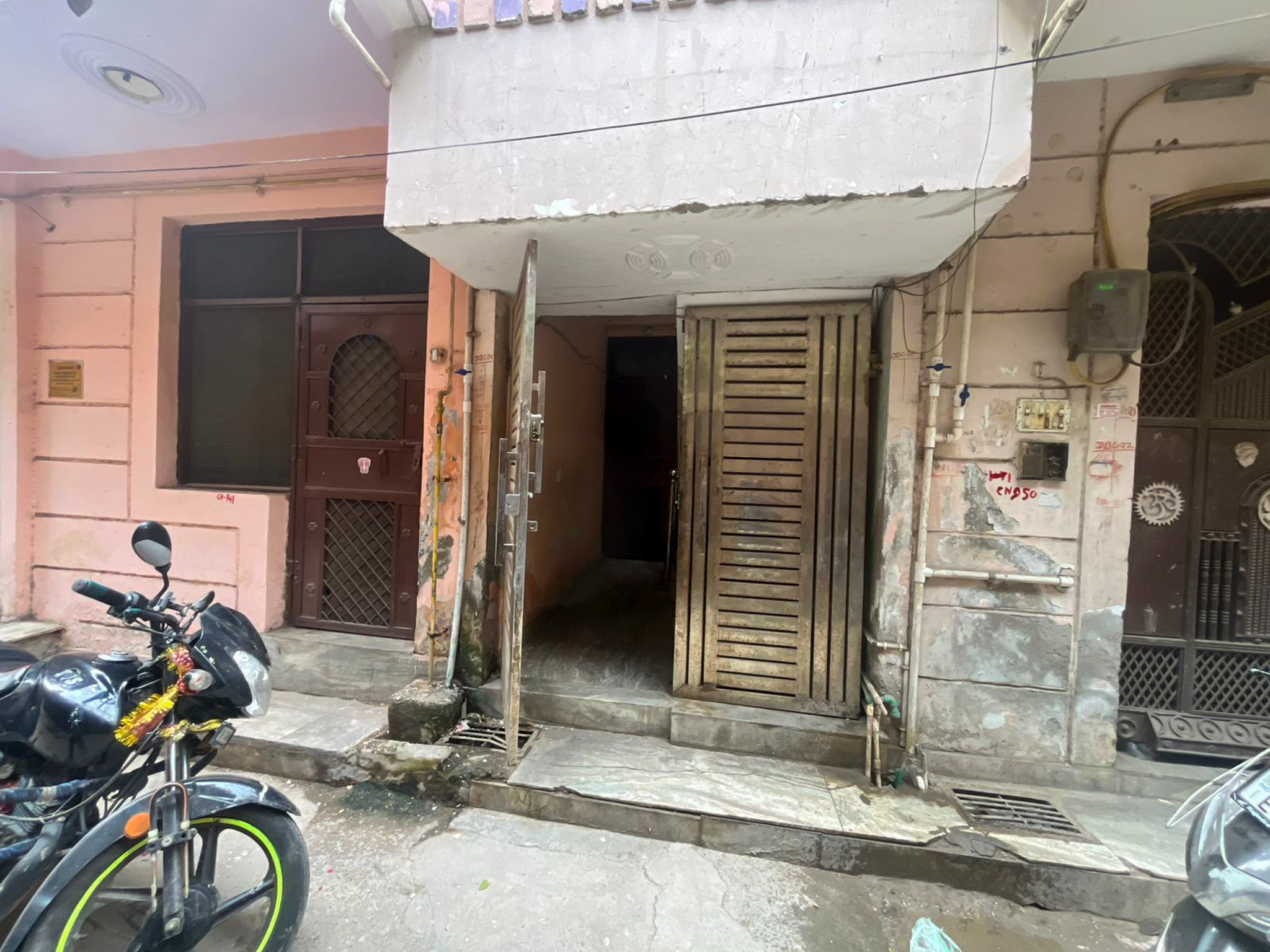 405 square feet Flat for sale in Ghaziabad — photo 2
